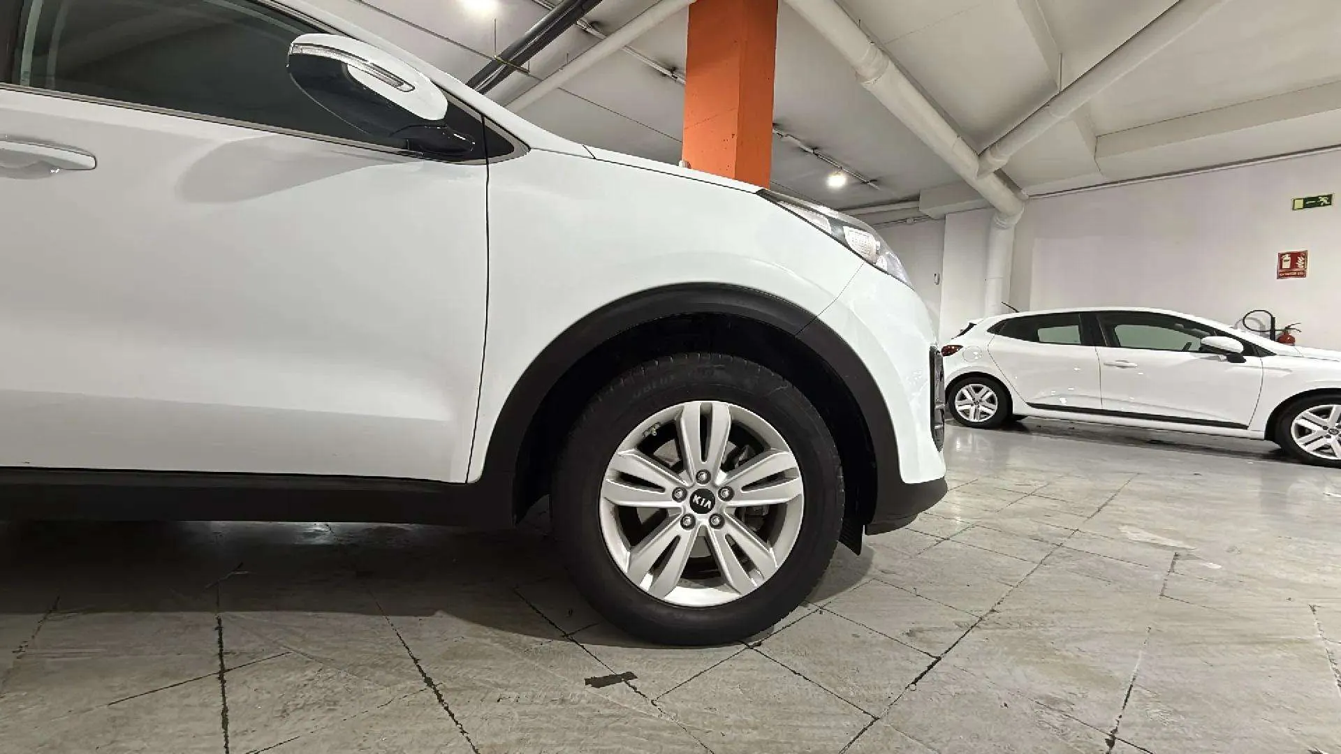 Kia Sportage 1.6 GDi Business 4x2 - foto 10