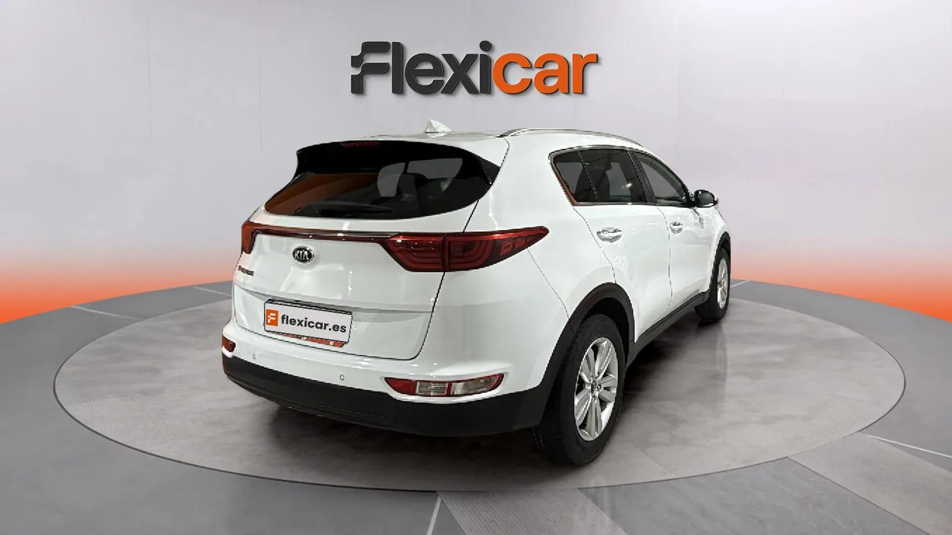 Kia Sportage 1.6 GDi Business 4x2 - foto 6