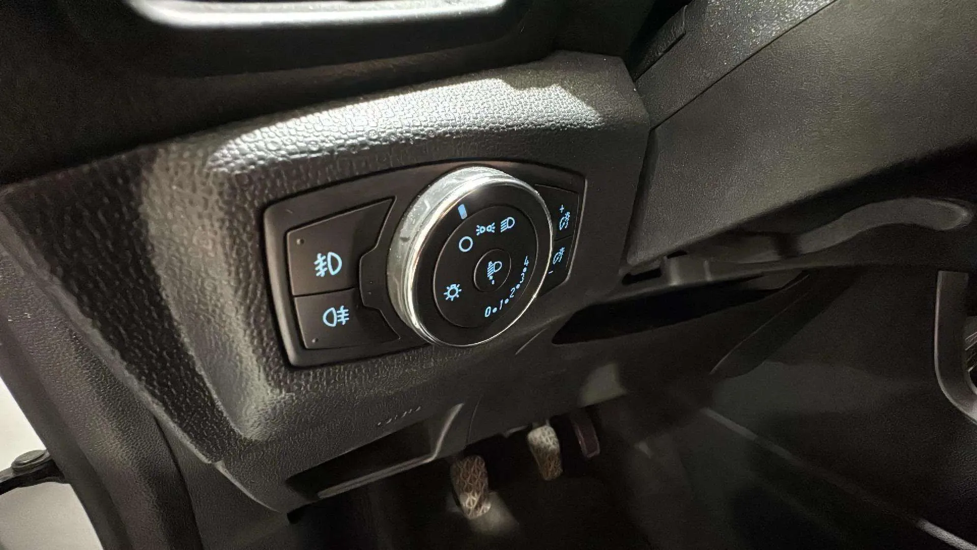 Ford EcoSport 1.0T EcoBoost ST Line - foto 17