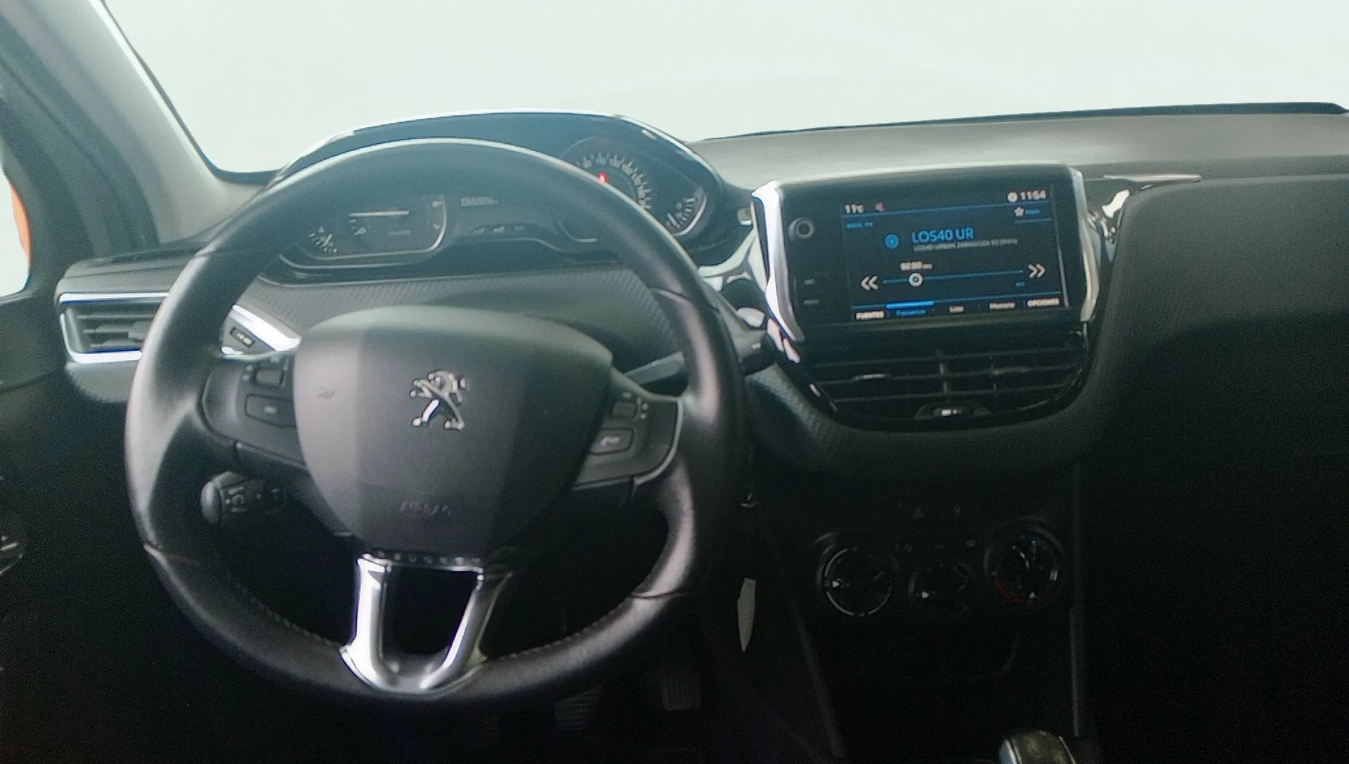 Peugeot 208 Allure 1.2L PureTech - foto 7