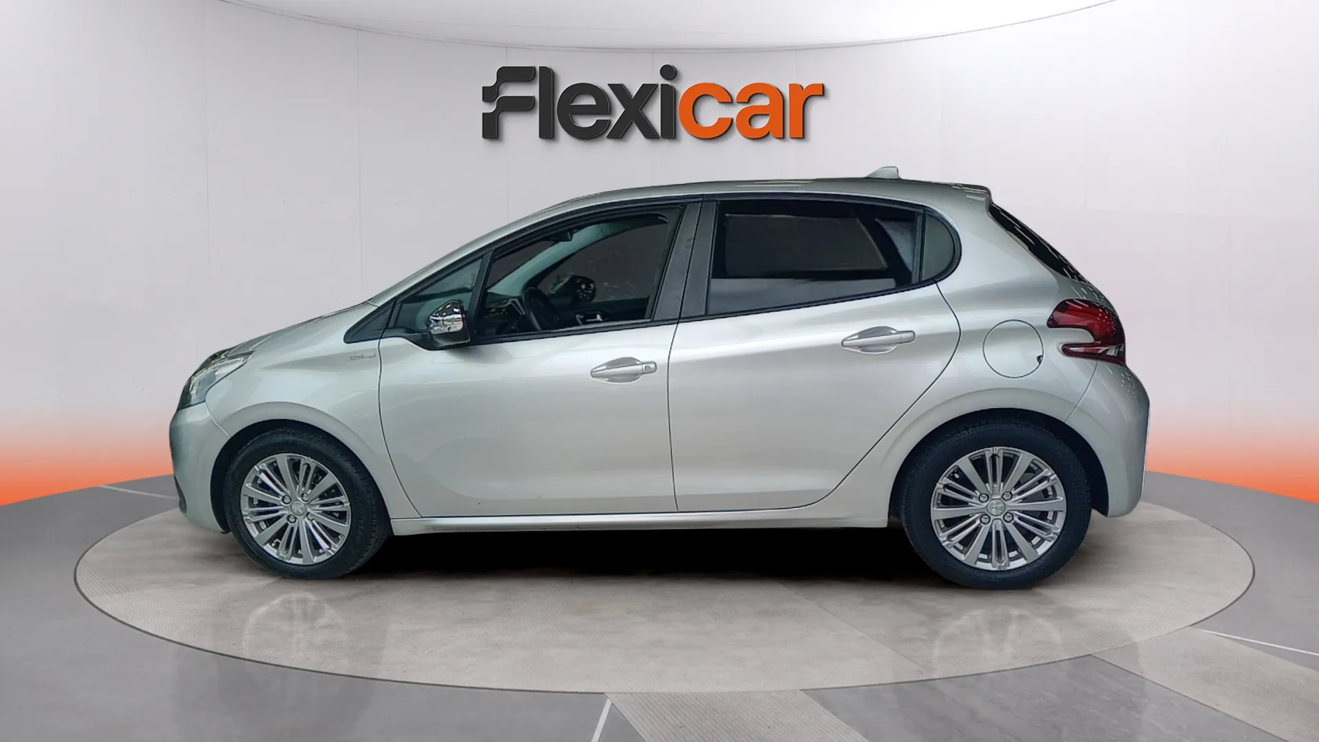 Peugeot 208 Allure 1.2L PureTech - foto 4