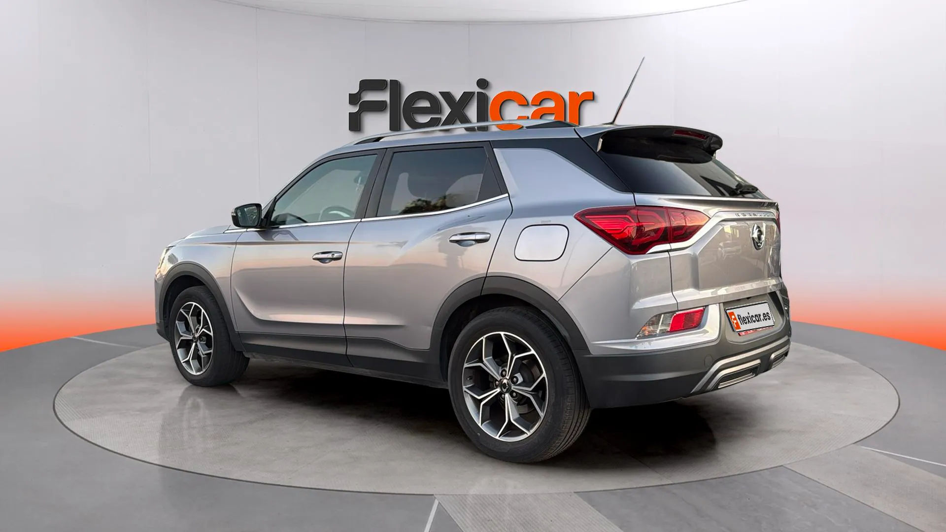 SsangYong Korando 1600 - foto 5