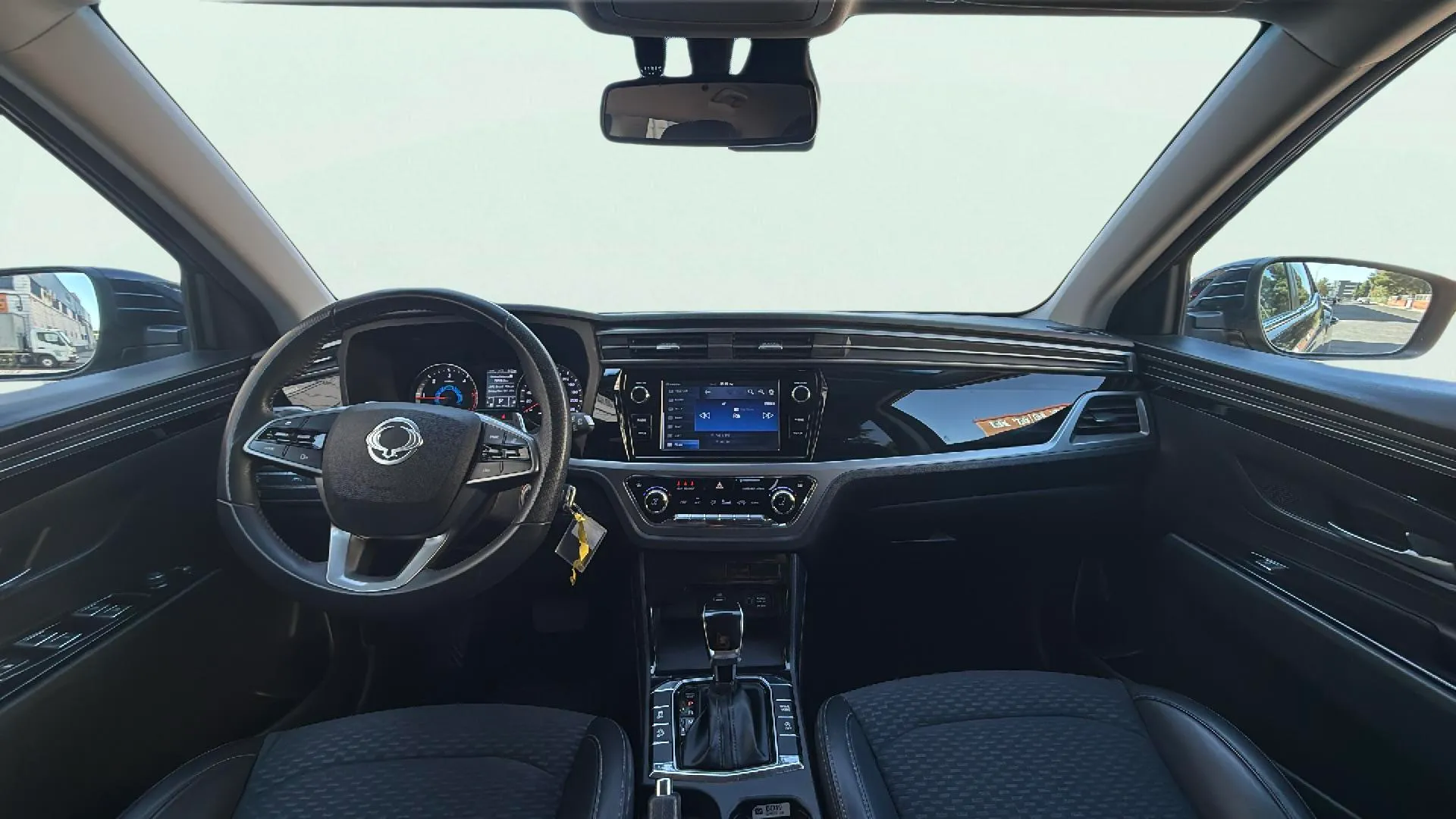 SsangYong Korando G15T Urban Plus - foto 11