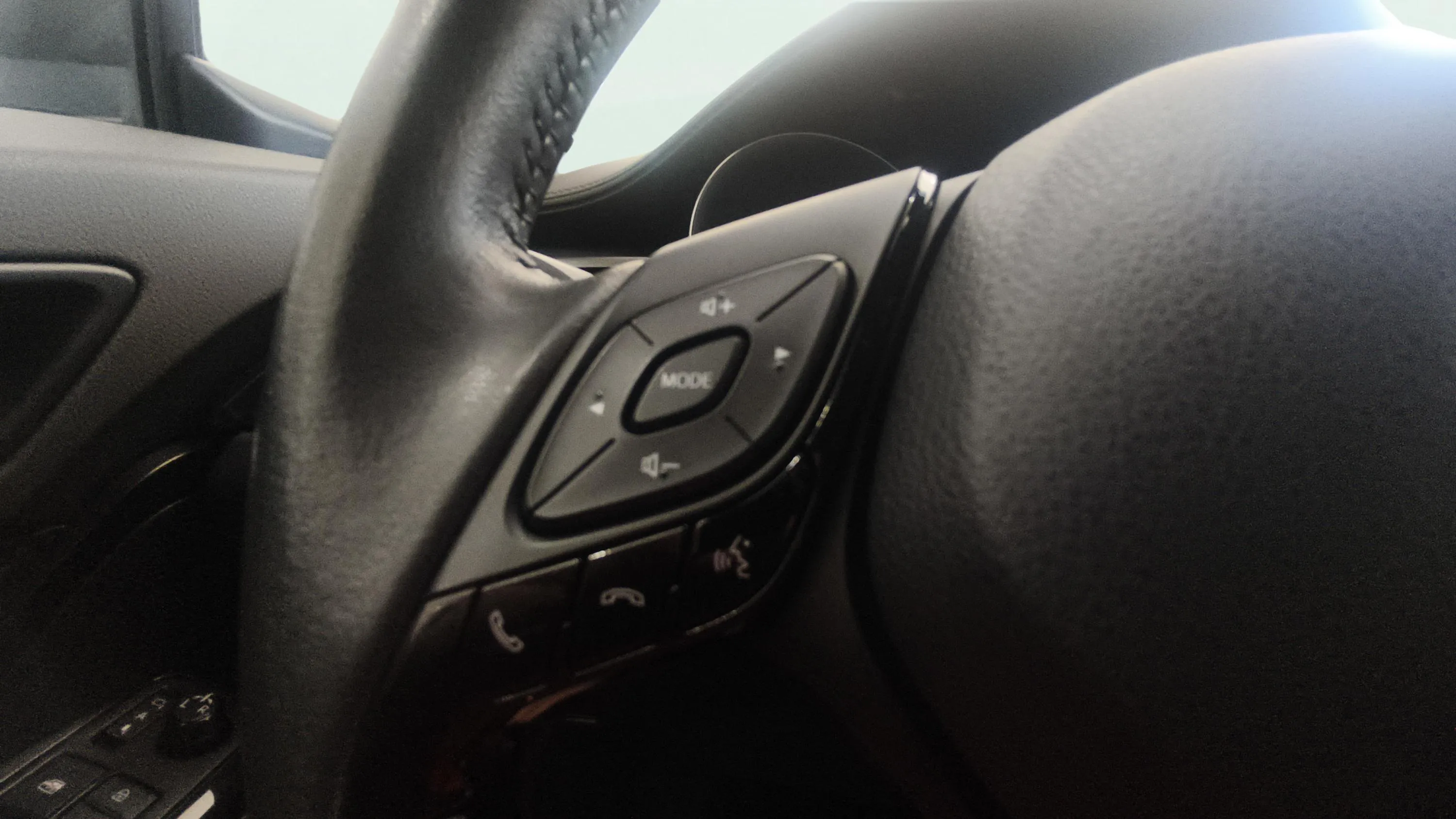 Toyota C-HR 2.0 180H Advance - foto 14
