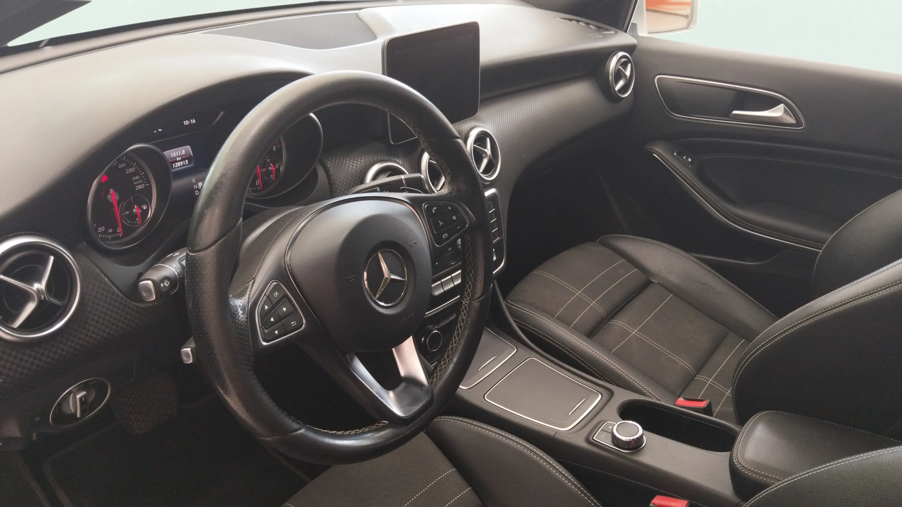 Mercedes-Benz Clase A A 180 - foto 7