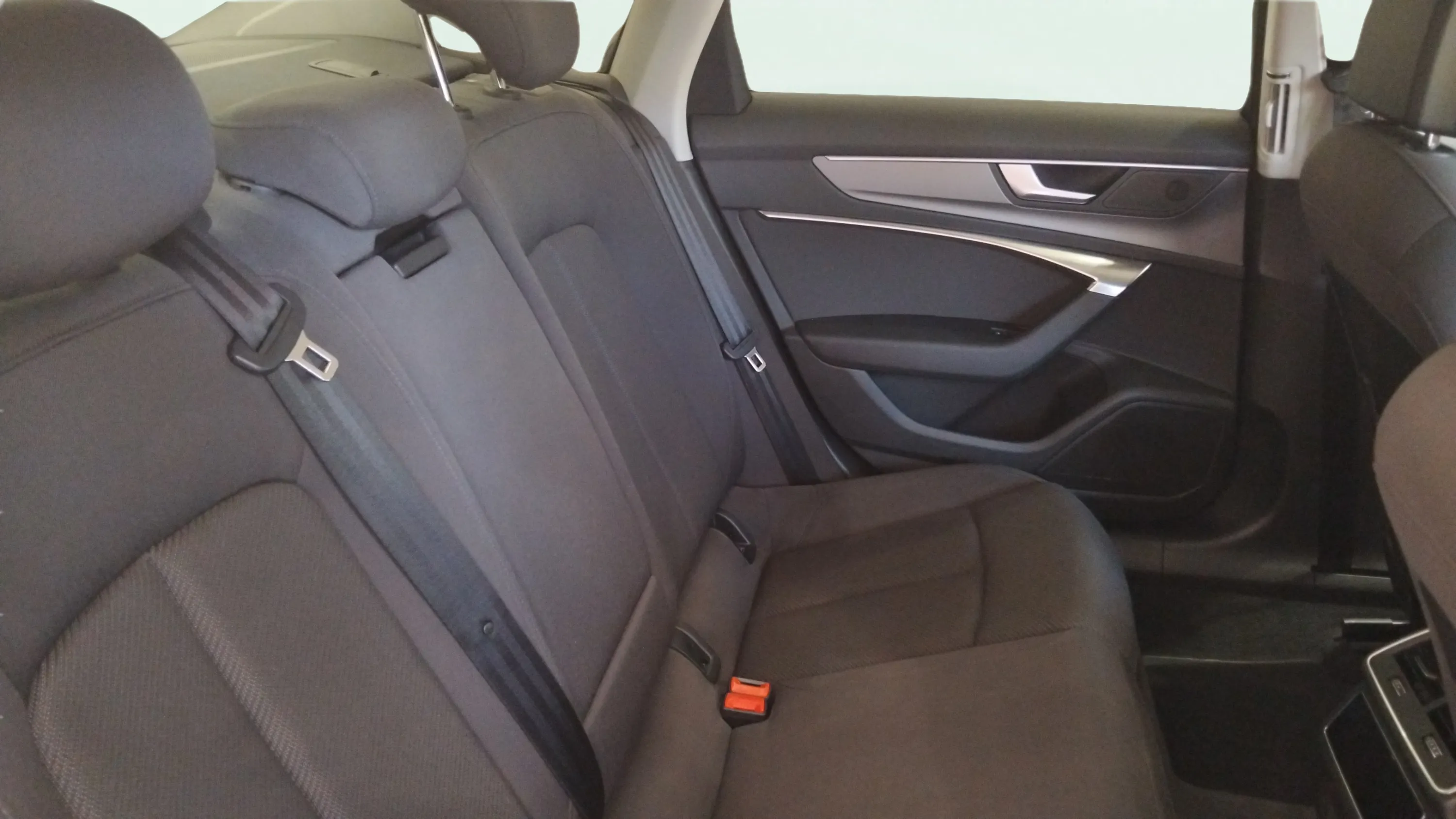 Audi A6 Avant 40 TDI S tronic - foto 9