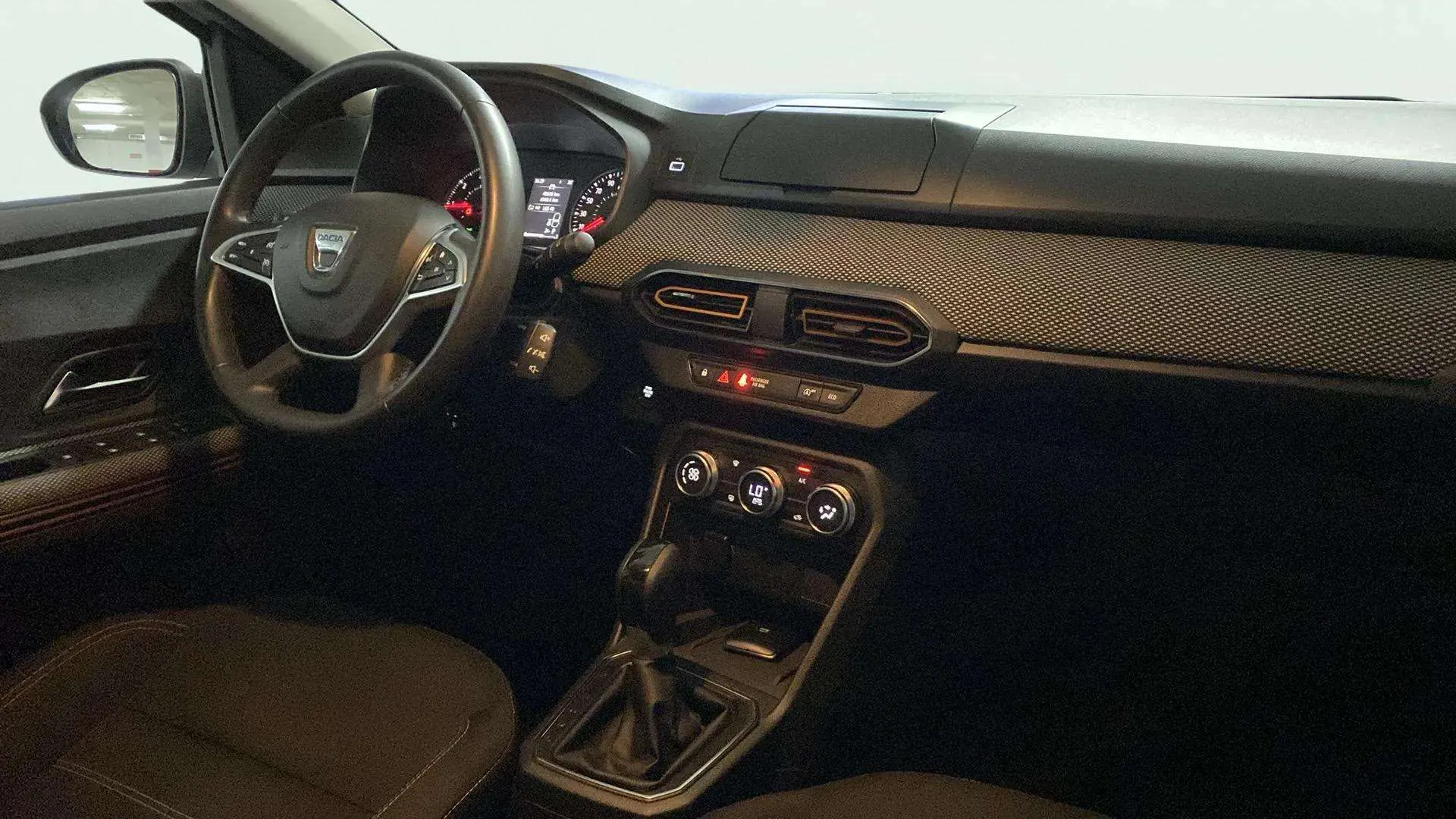 Dacia Sandero Stepway Comfort TCe CVT - foto 18