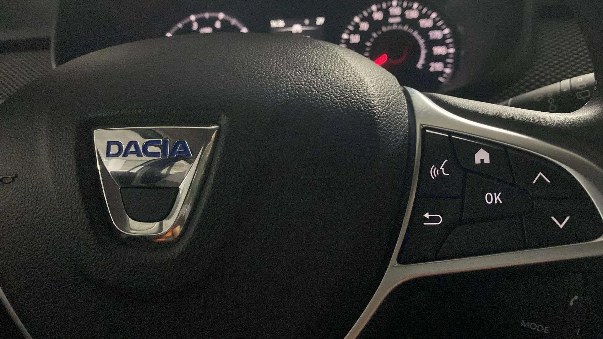 Dacia Sandero Stepway Comfort TCe CVT - foto 12