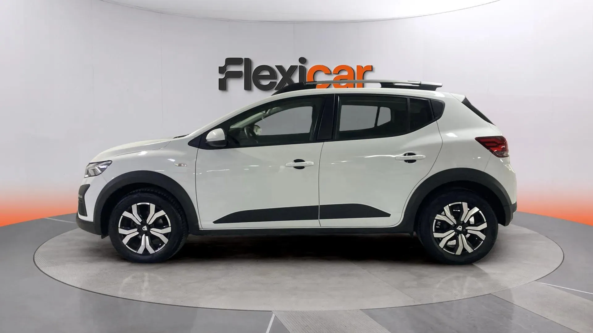 Dacia Sandero Stepway Comfort TCe CVT - foto 4