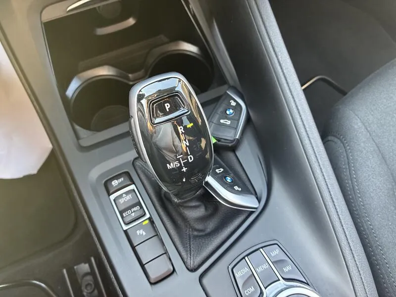 BMW X1 sDrive18dA Corporate - foto 37