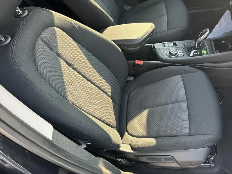 BMW X1 sDrive18dA Corporate - foto 22