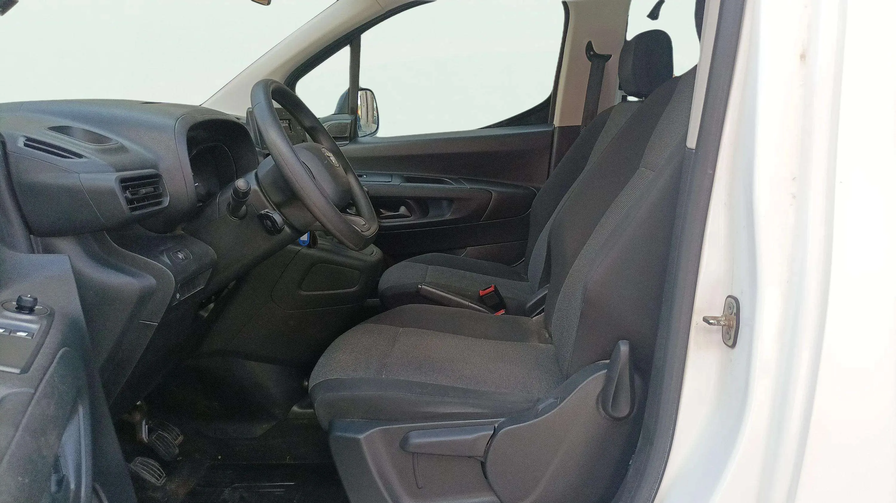 Toyota Proace City 1.5D GX L2 - foto 12