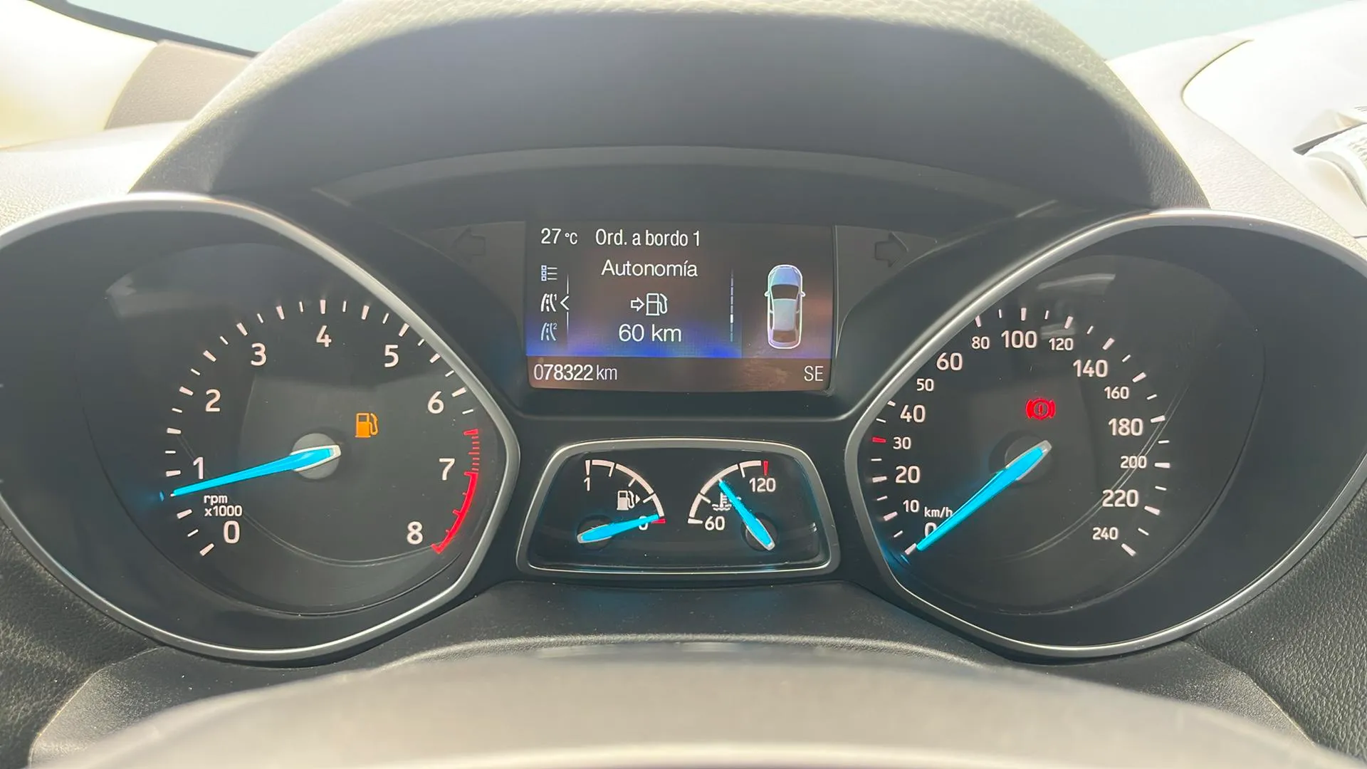 Ford Kuga 1.5 EcoBoost 4x2 Trend - foto 10