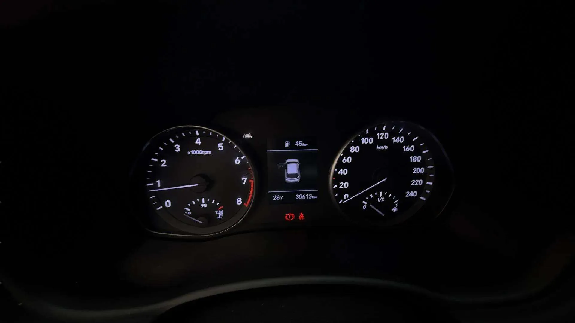 Hyundai i30 1.5 DPI Essence - foto 14