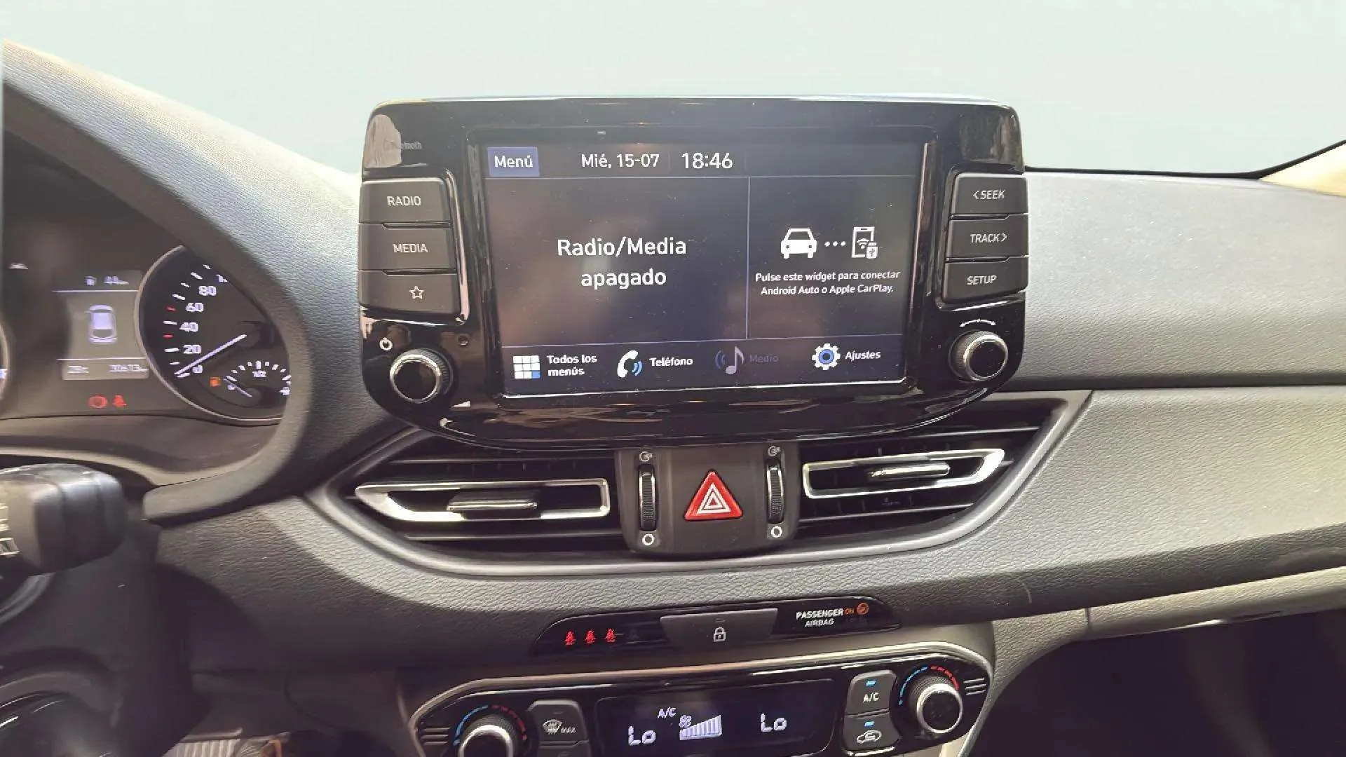 Hyundai i30 1.5 DPI Essence - foto 13