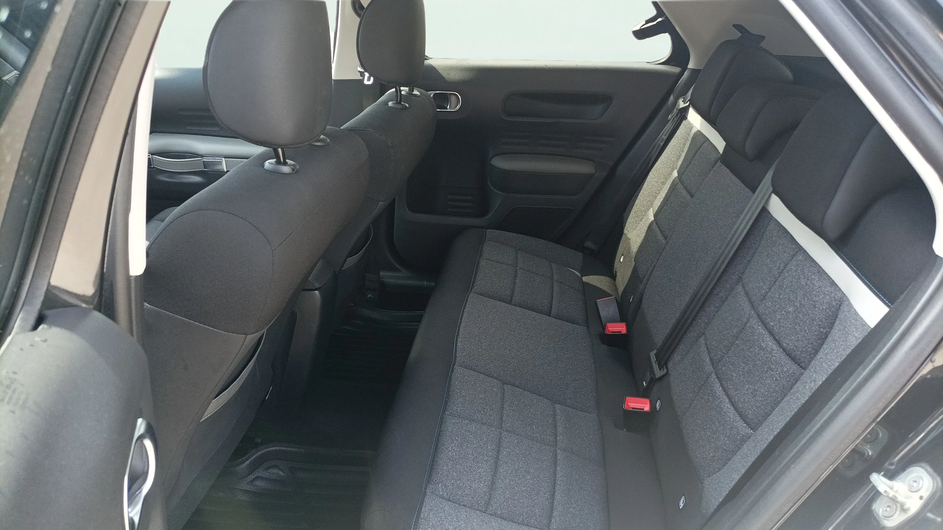 Citroën C4 Cactus PureTech Feel - foto 30