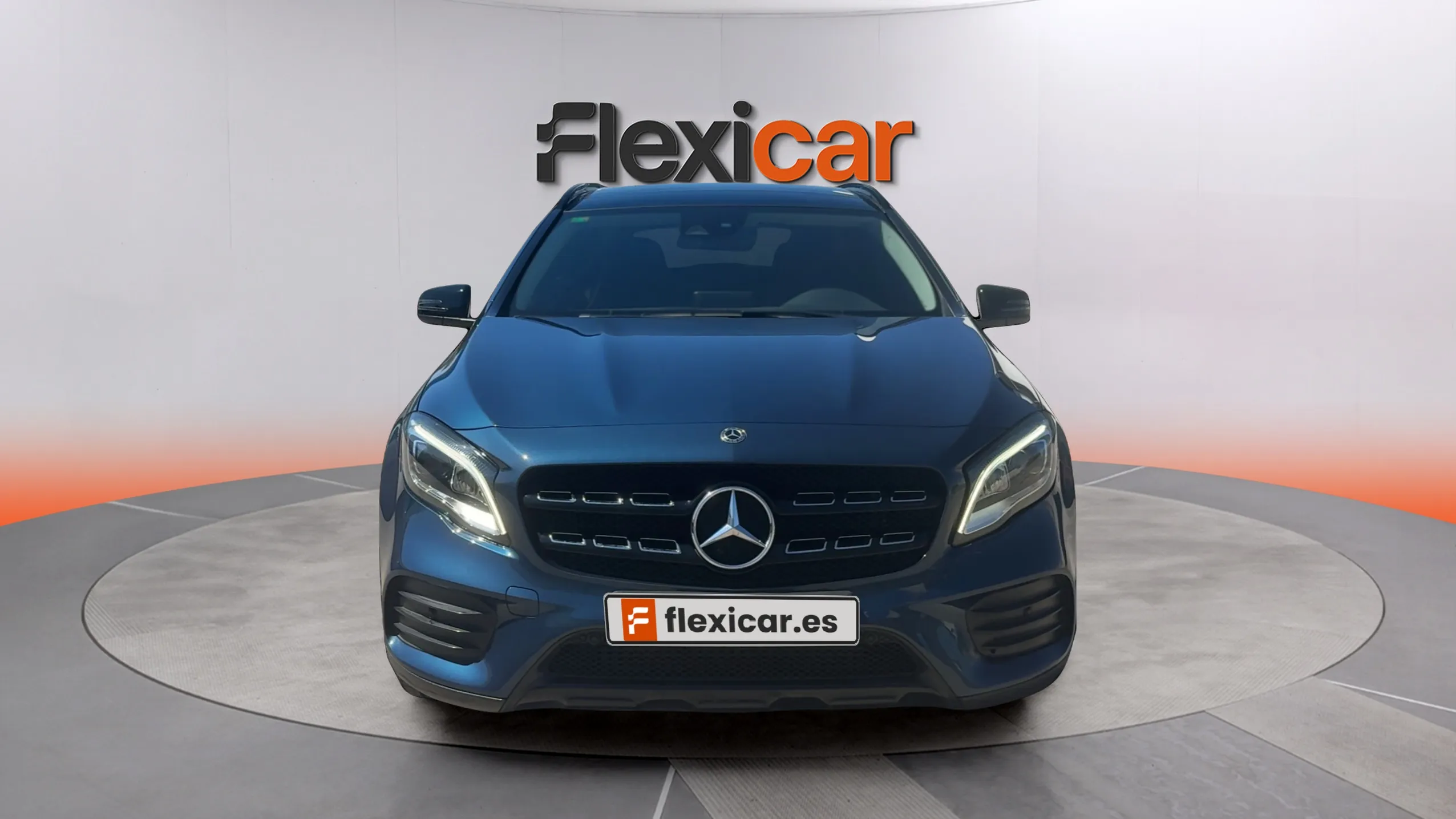 Mercedes-Benz GLA 200 - foto 2
