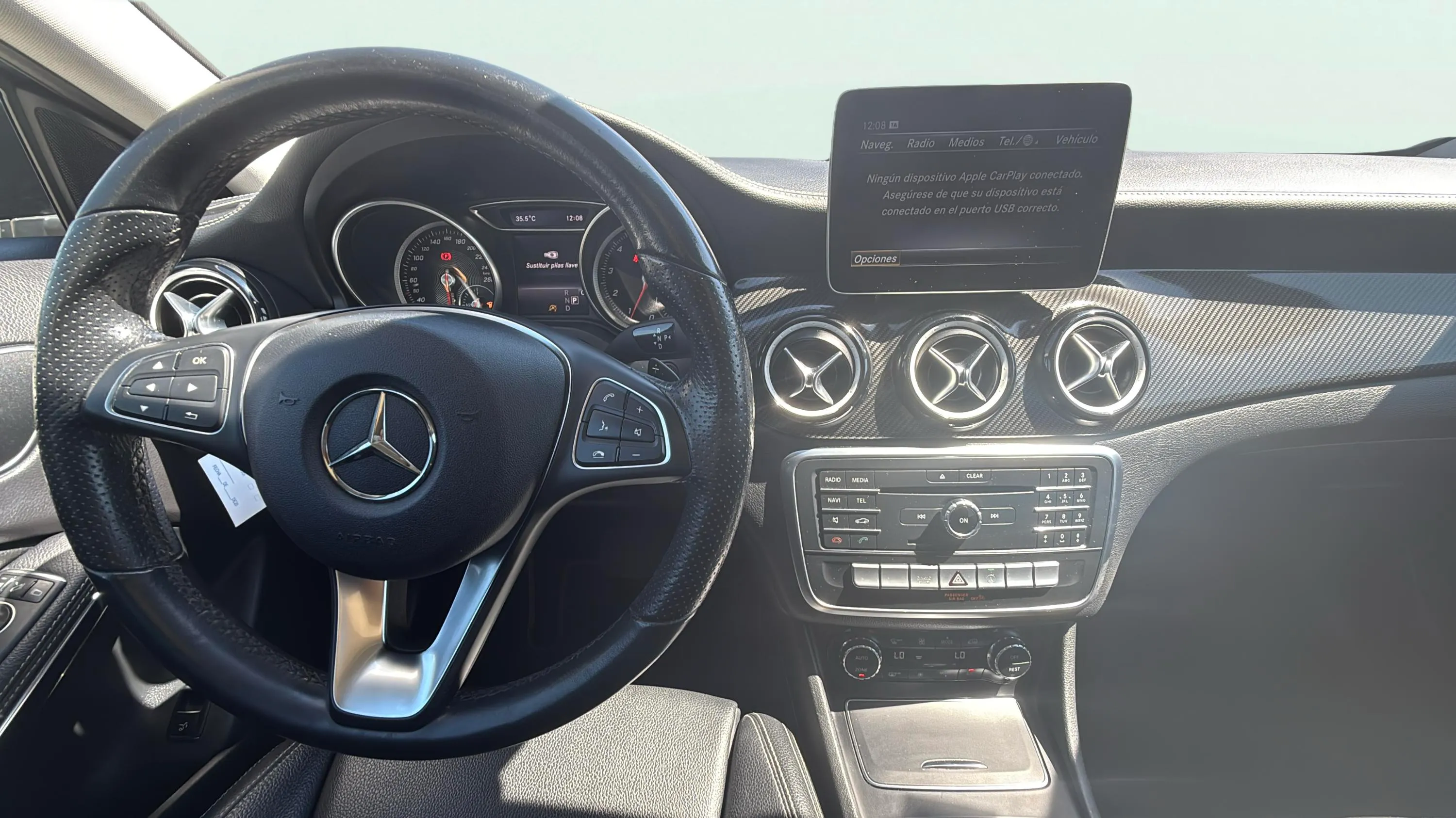 Mercedes-Benz GLA 200 - foto 11