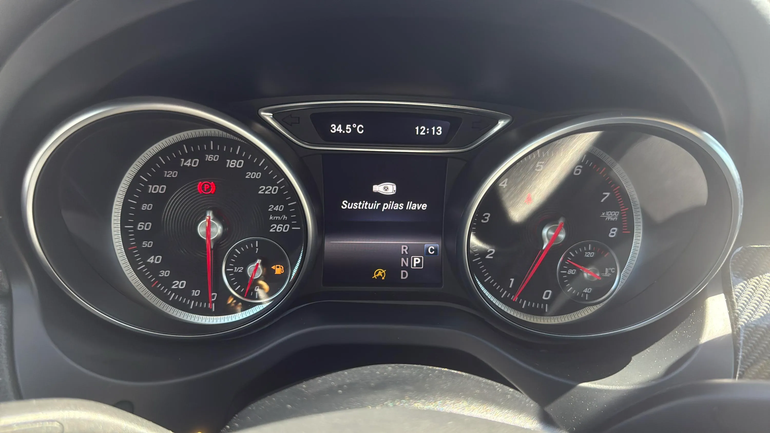 Mercedes-Benz GLA 200 - foto 13