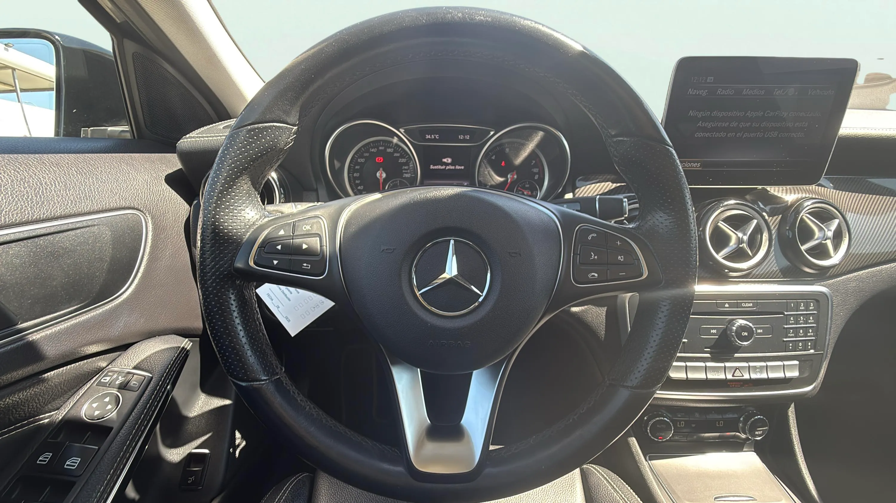 Mercedes-Benz GLA 200 - foto 12