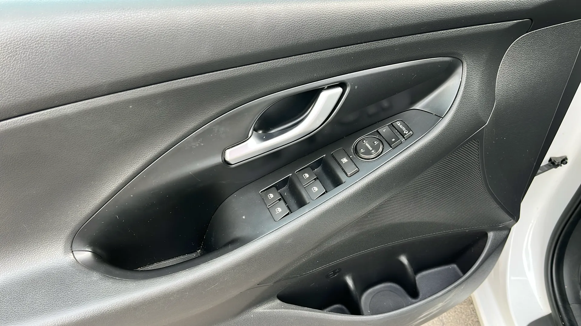 Hyundai i30 1.0 T-GDi Essence - foto 8