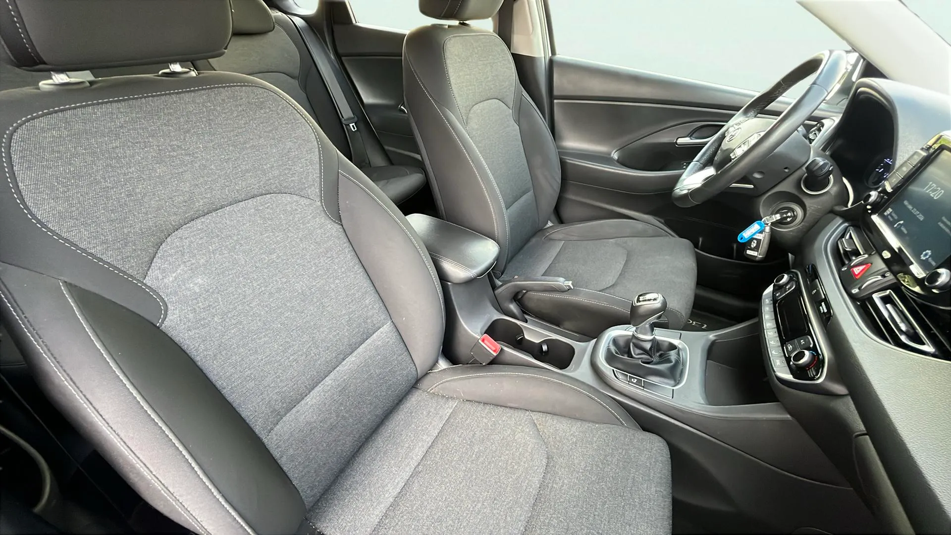 Hyundai i30 1.0 T-GDi Essence - foto 20