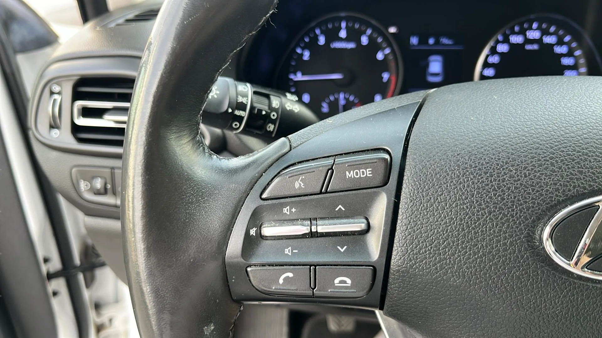 Hyundai i30 1.0 T-GDi Essence - foto 11
