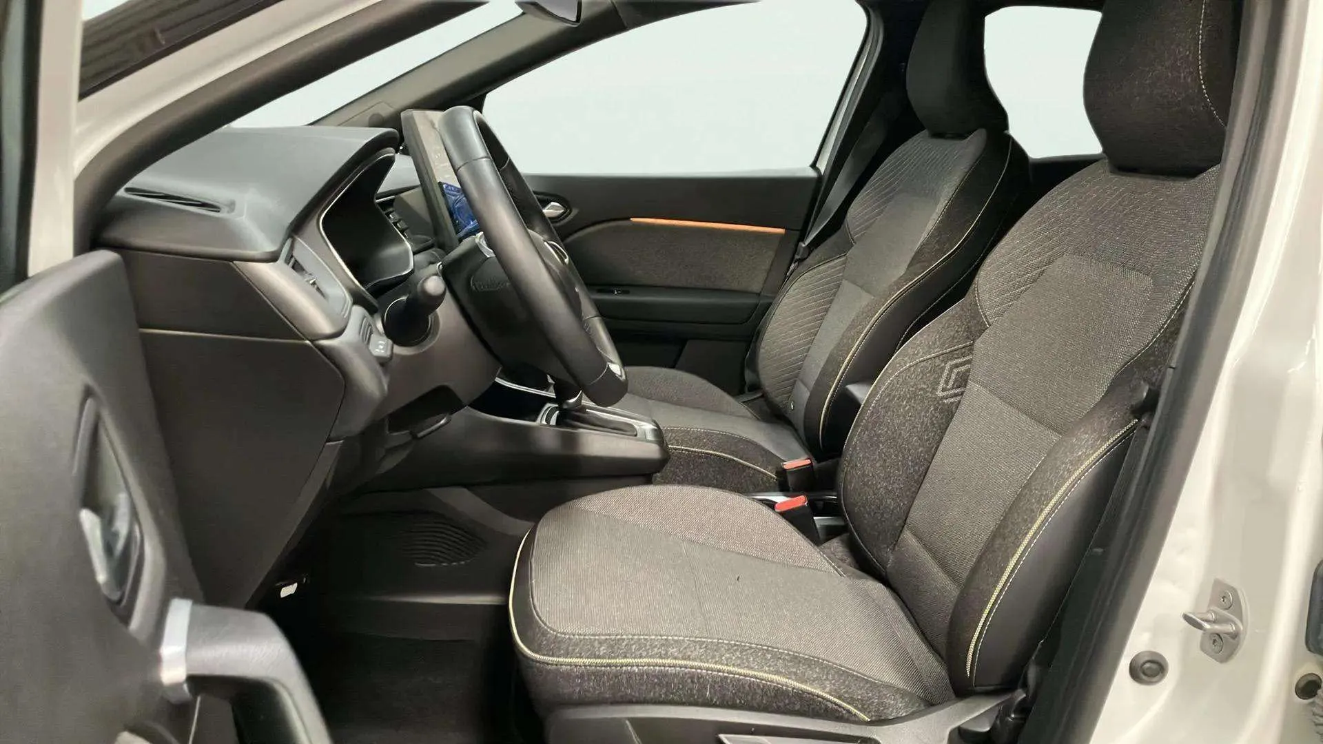 Renault Captur techno E-Tech full hybr. - foto 12