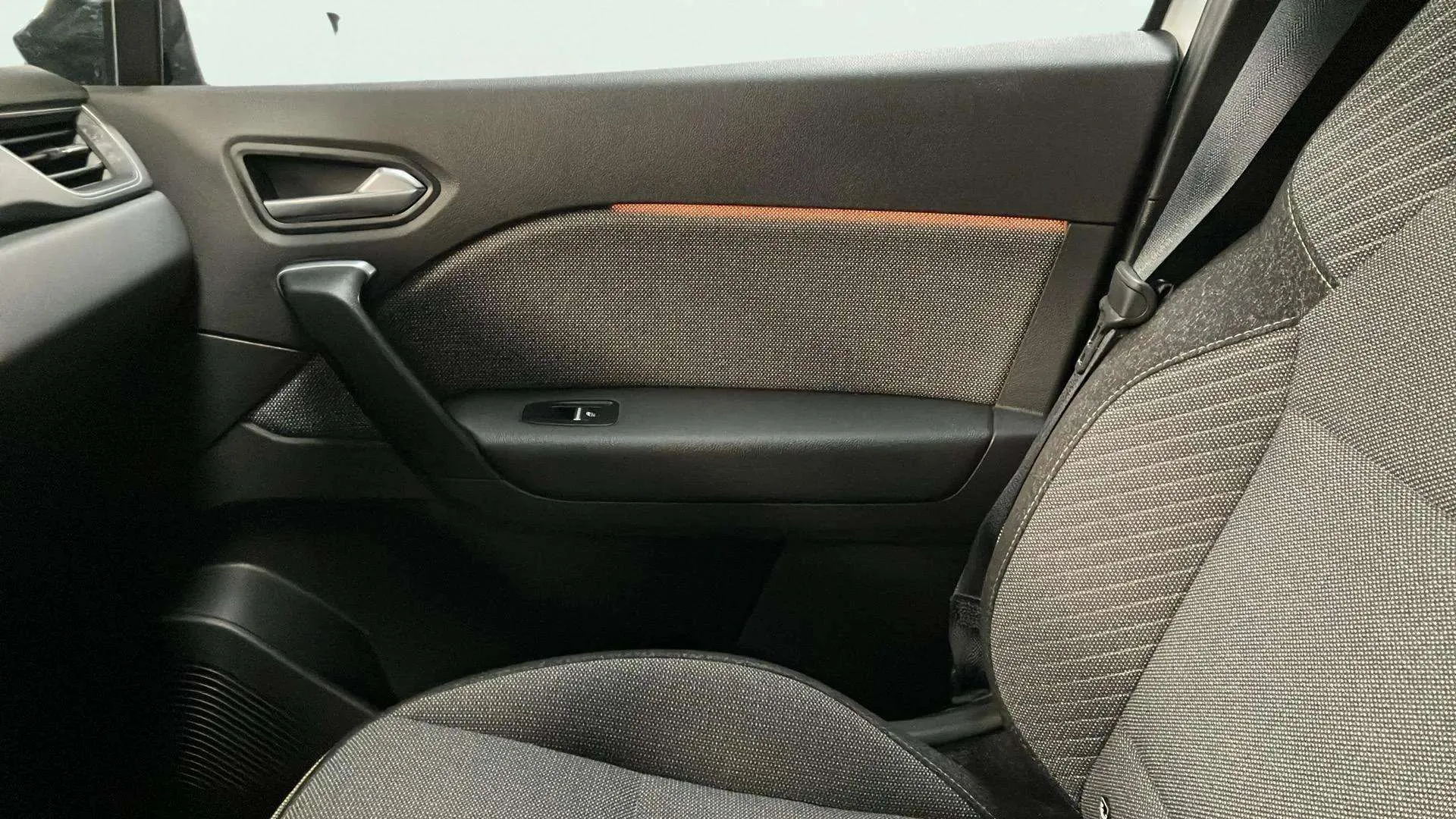 Renault Captur techno E-Tech full hybr. - foto 18