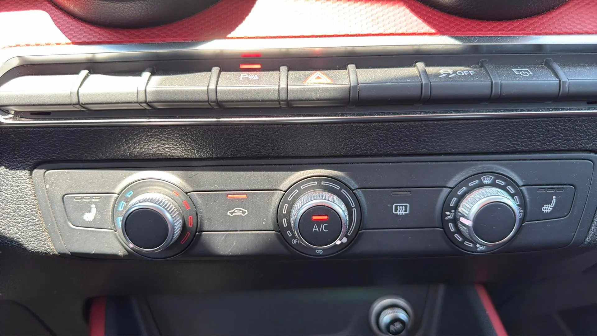 Audi Q2 design edition 1.6 TDI - foto 14