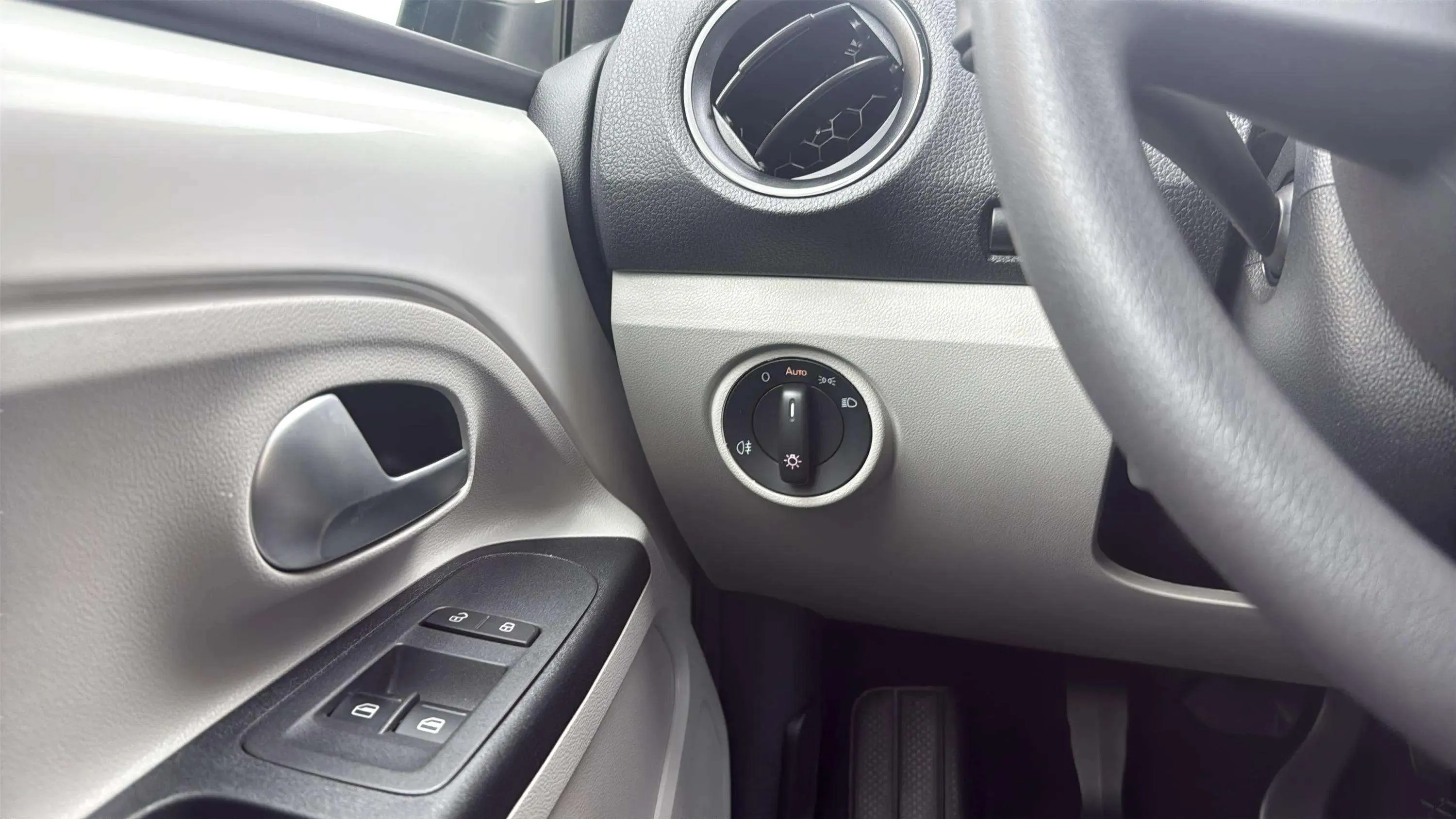 SEAT Mii 1.0 Style Edition - foto 17