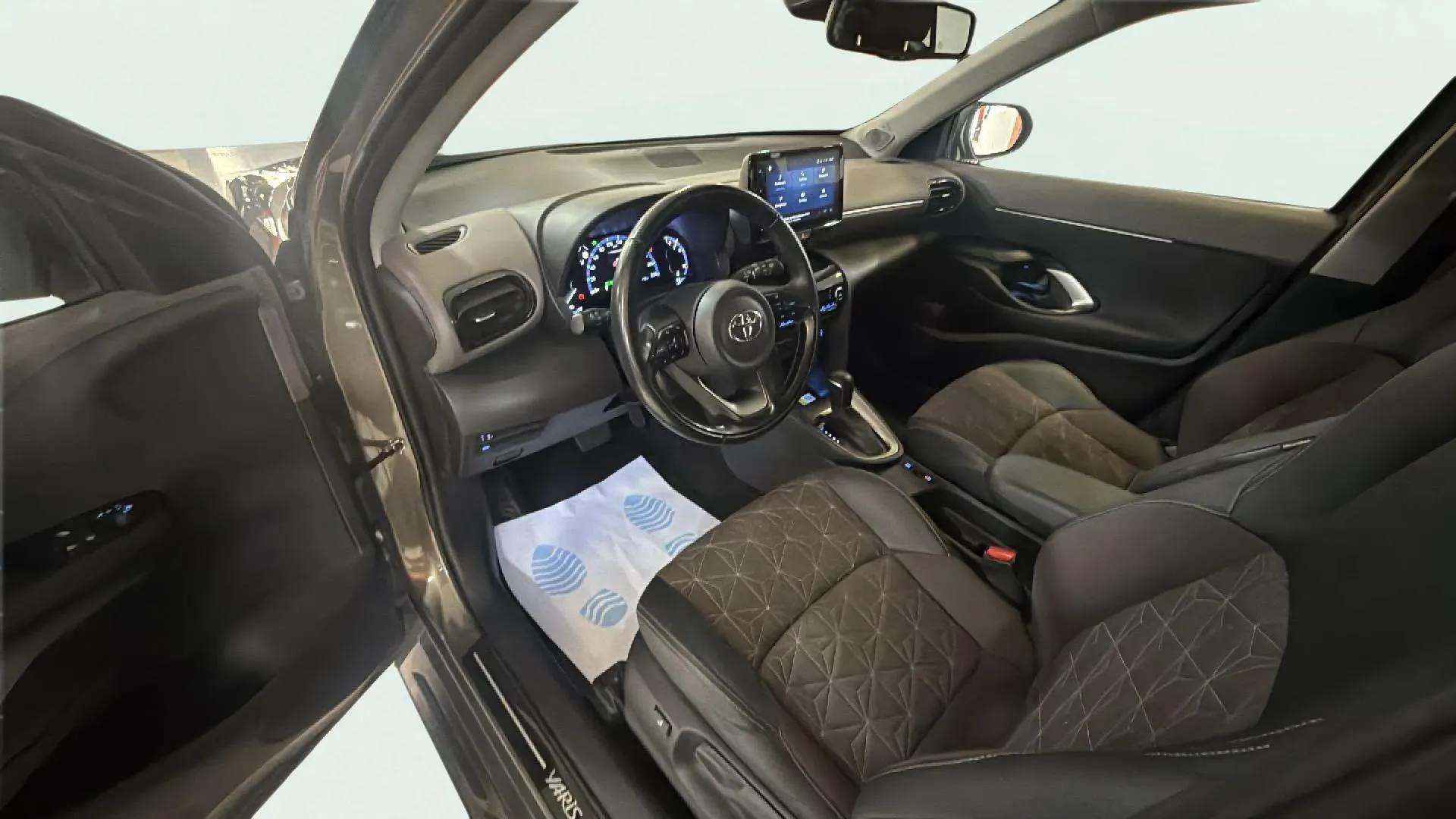 Toyota Yaris Cross 1.5 120H Style - foto 19