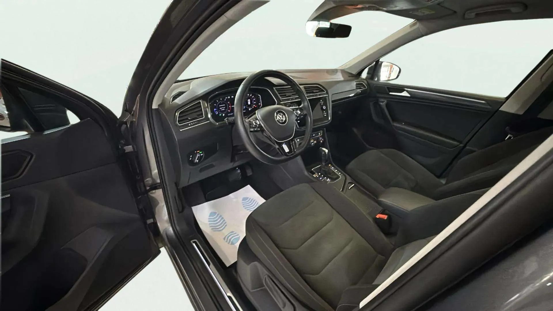 Volkswagen Tiguan R-Line 1.5 TSI DSG - foto 11