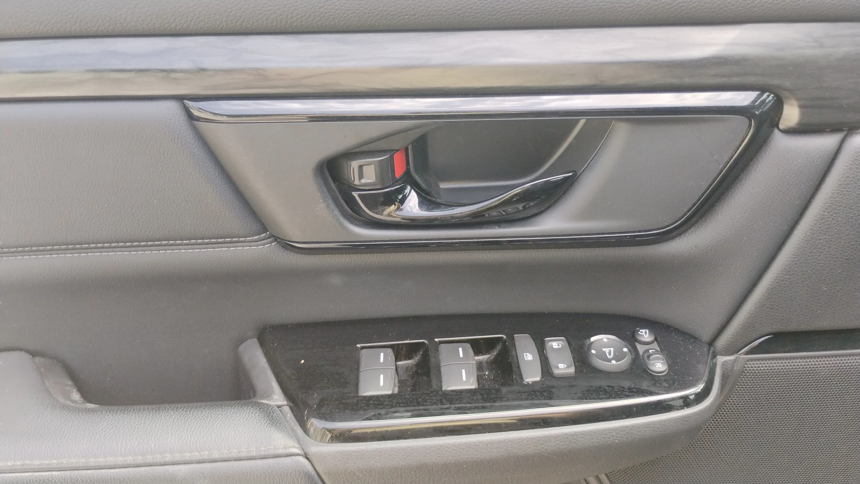 Honda CR-V 2.0 i-MMD 4x2 Sport Line - foto 17