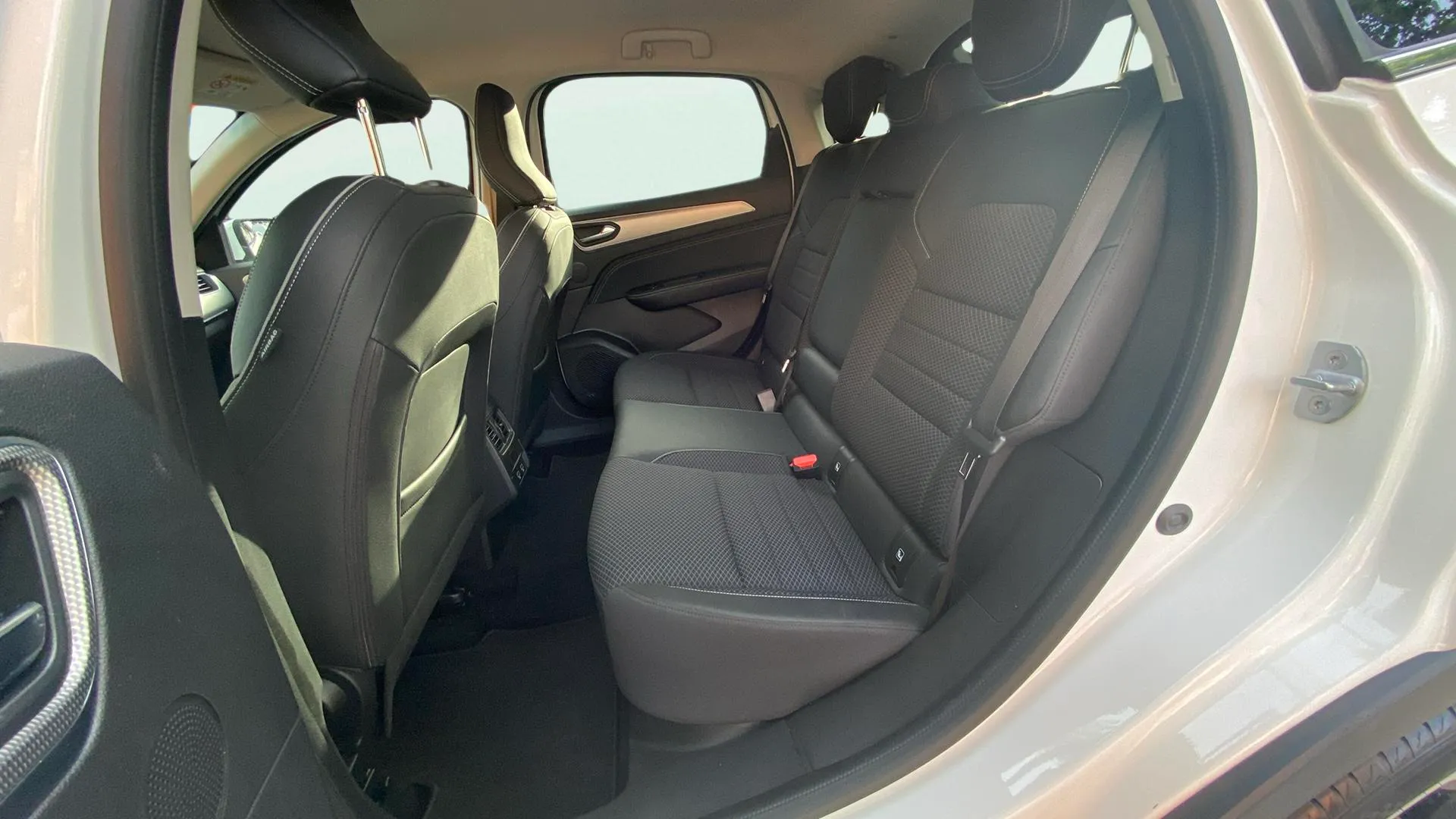 Renault Arkana Zen TCe EDC Microhíbrido - foto 22
