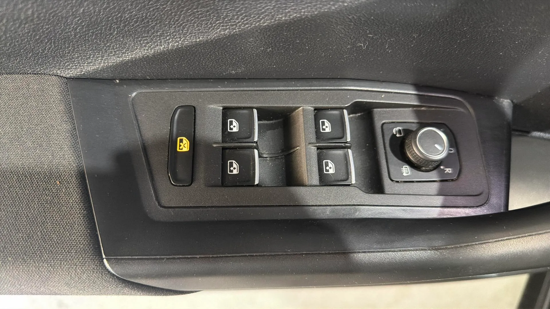 Volkswagen T-Roc Advance 1.5 TSI EVO - foto 18