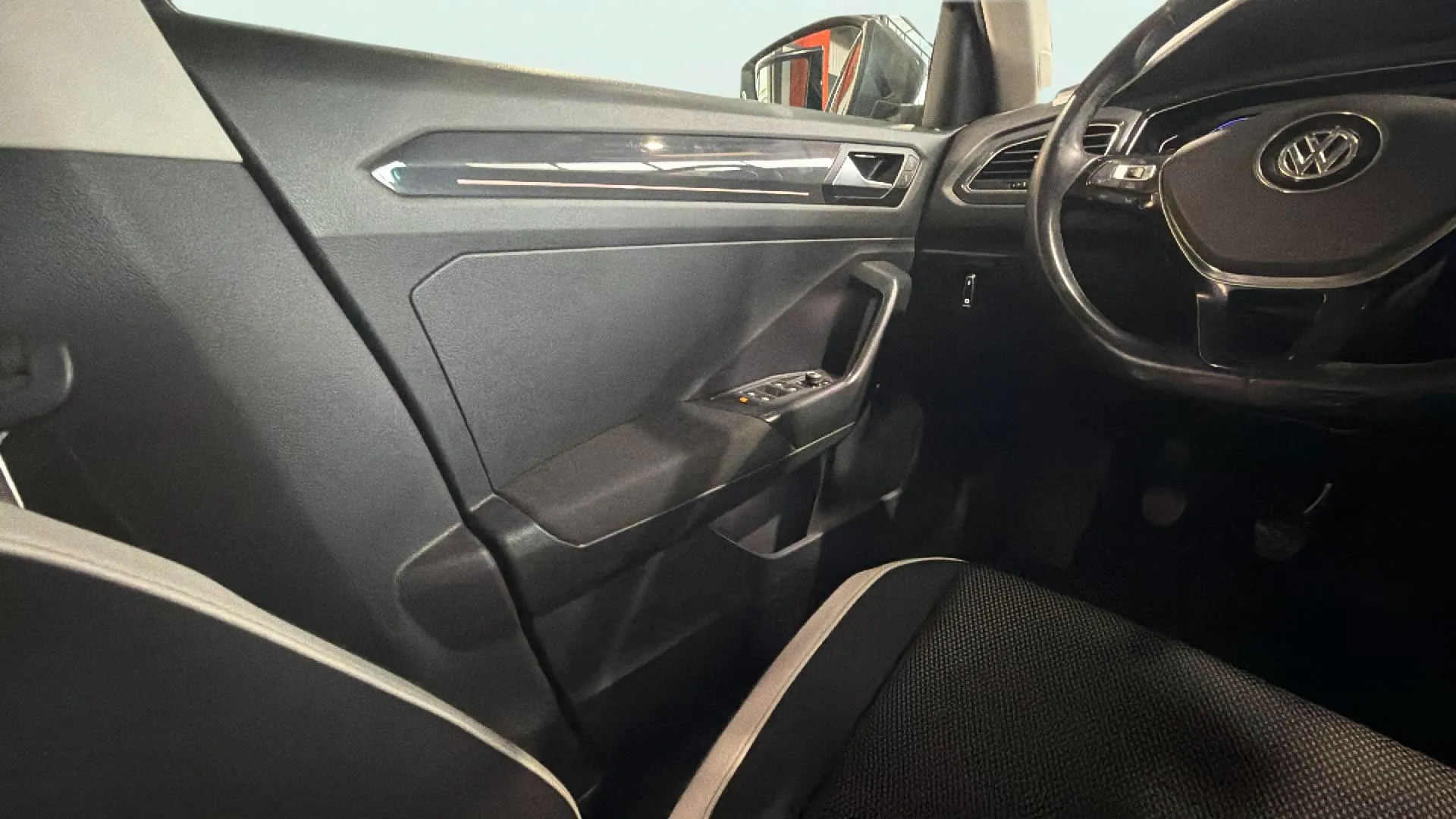 Volkswagen T-Roc Advance 1.5 TSI EVO - foto 20
