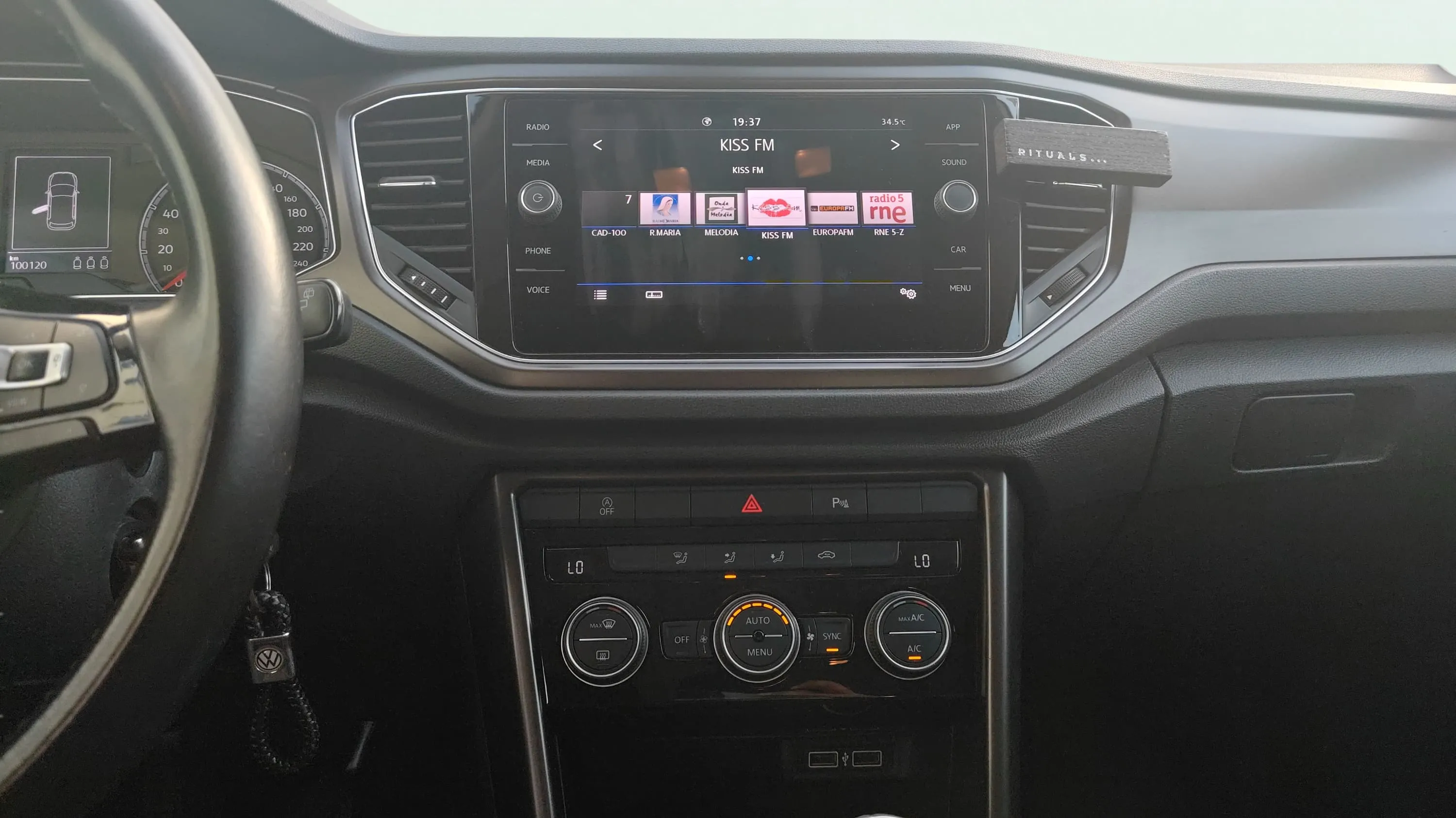 Volkswagen T-Roc Advance 1.0 TSI - foto 9