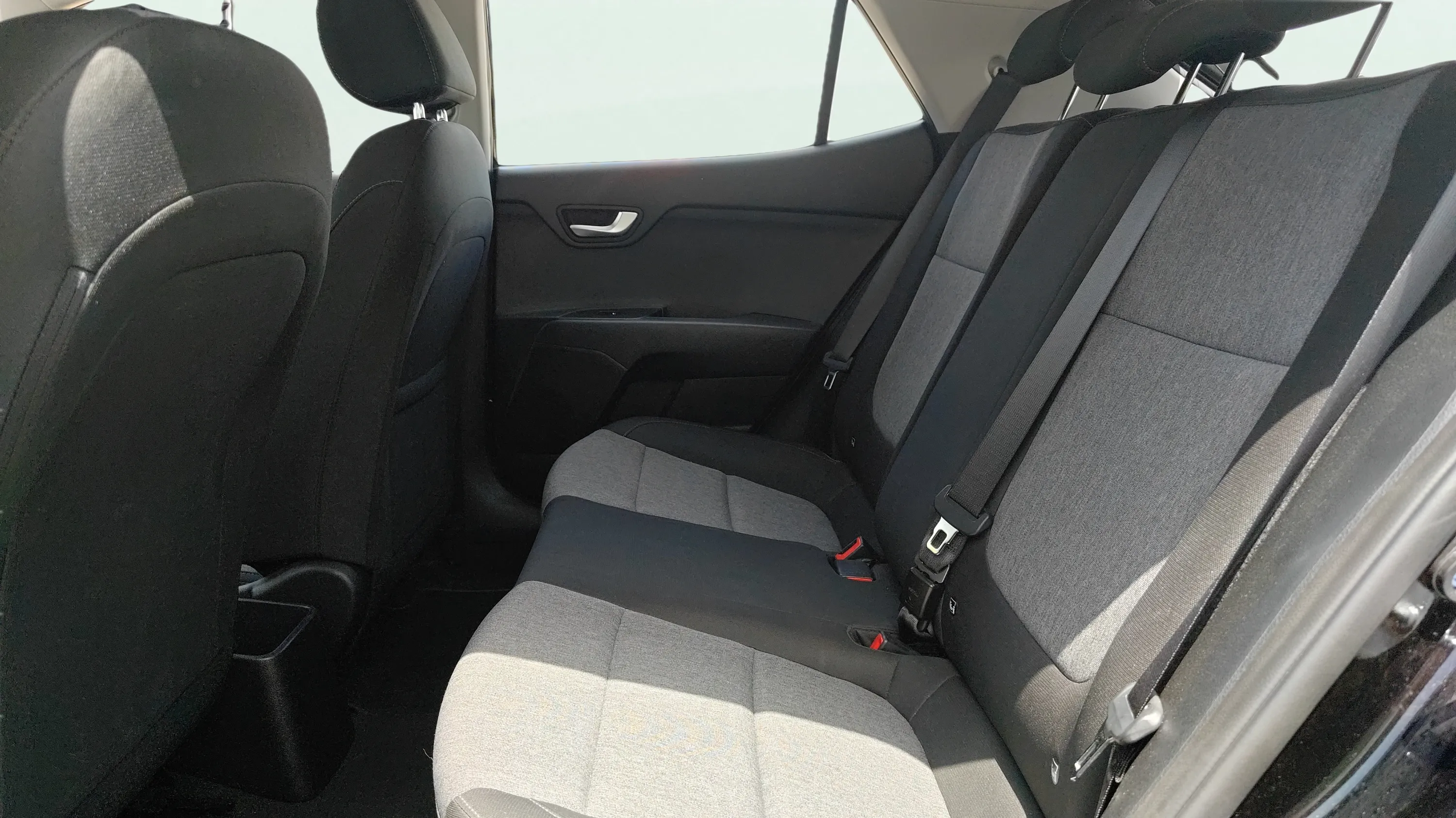 Kia Stonic 1.2 DPi Concept - foto 12