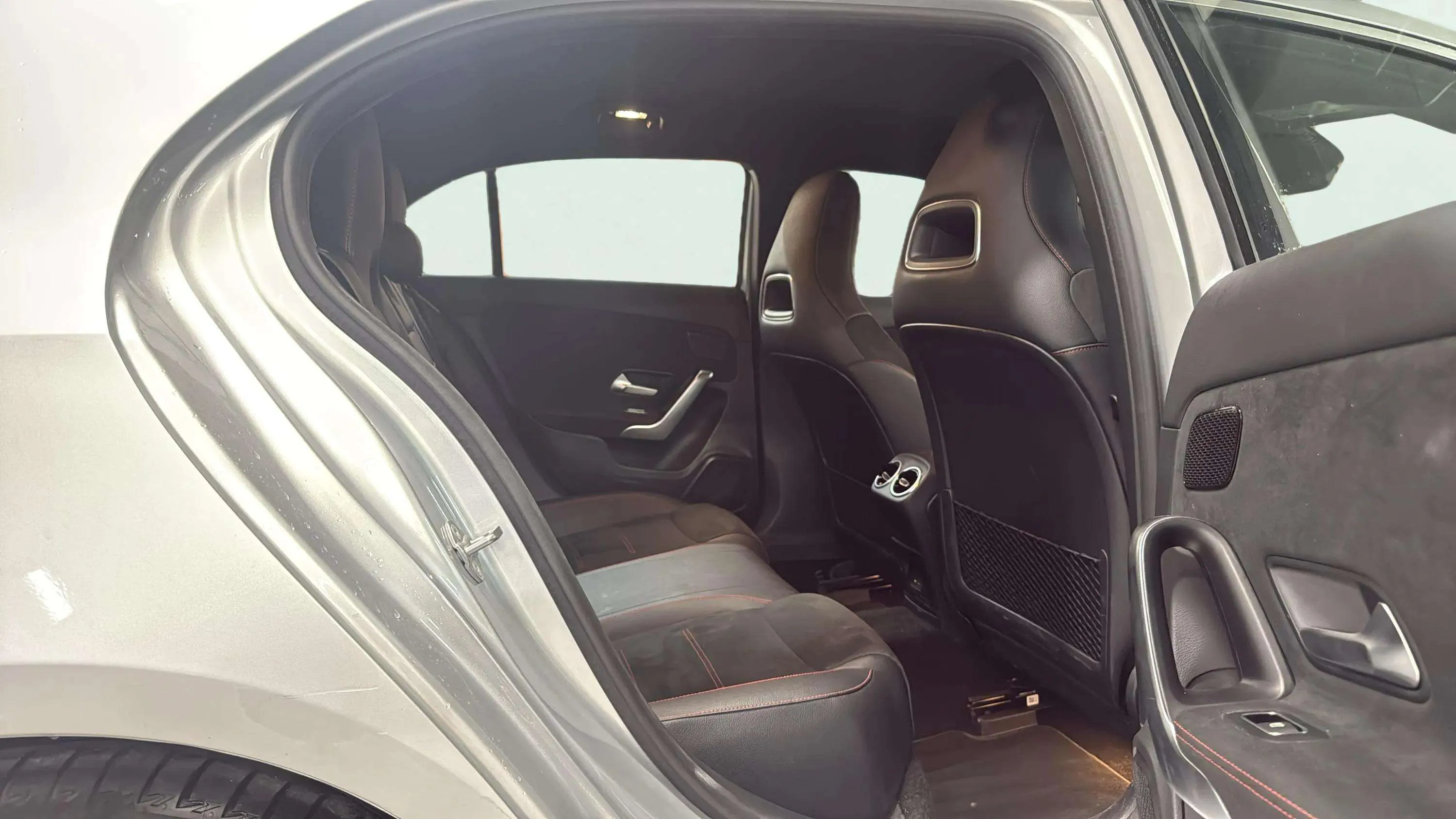 Mercedes-Benz Clase A A 200 d - foto 16