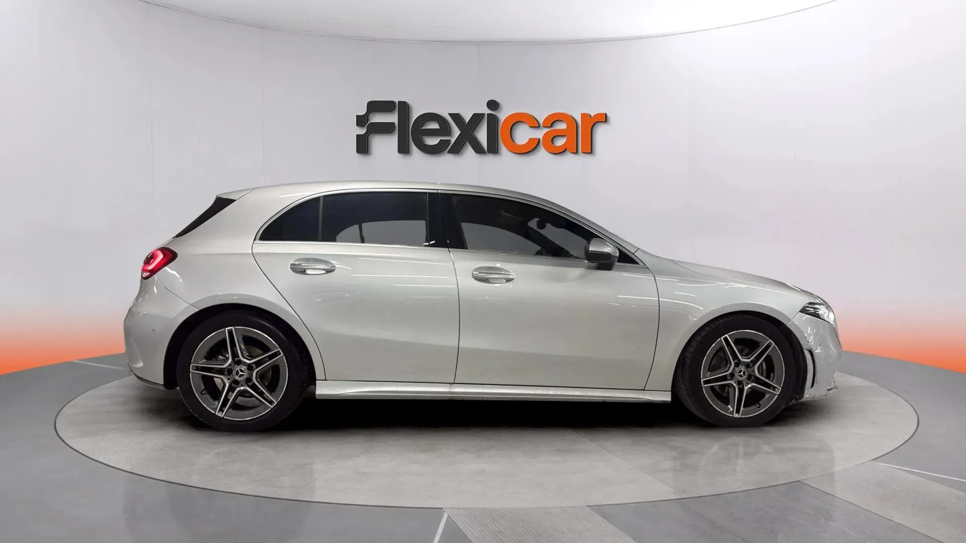 Mercedes-Benz Clase A A 200 d - foto 7