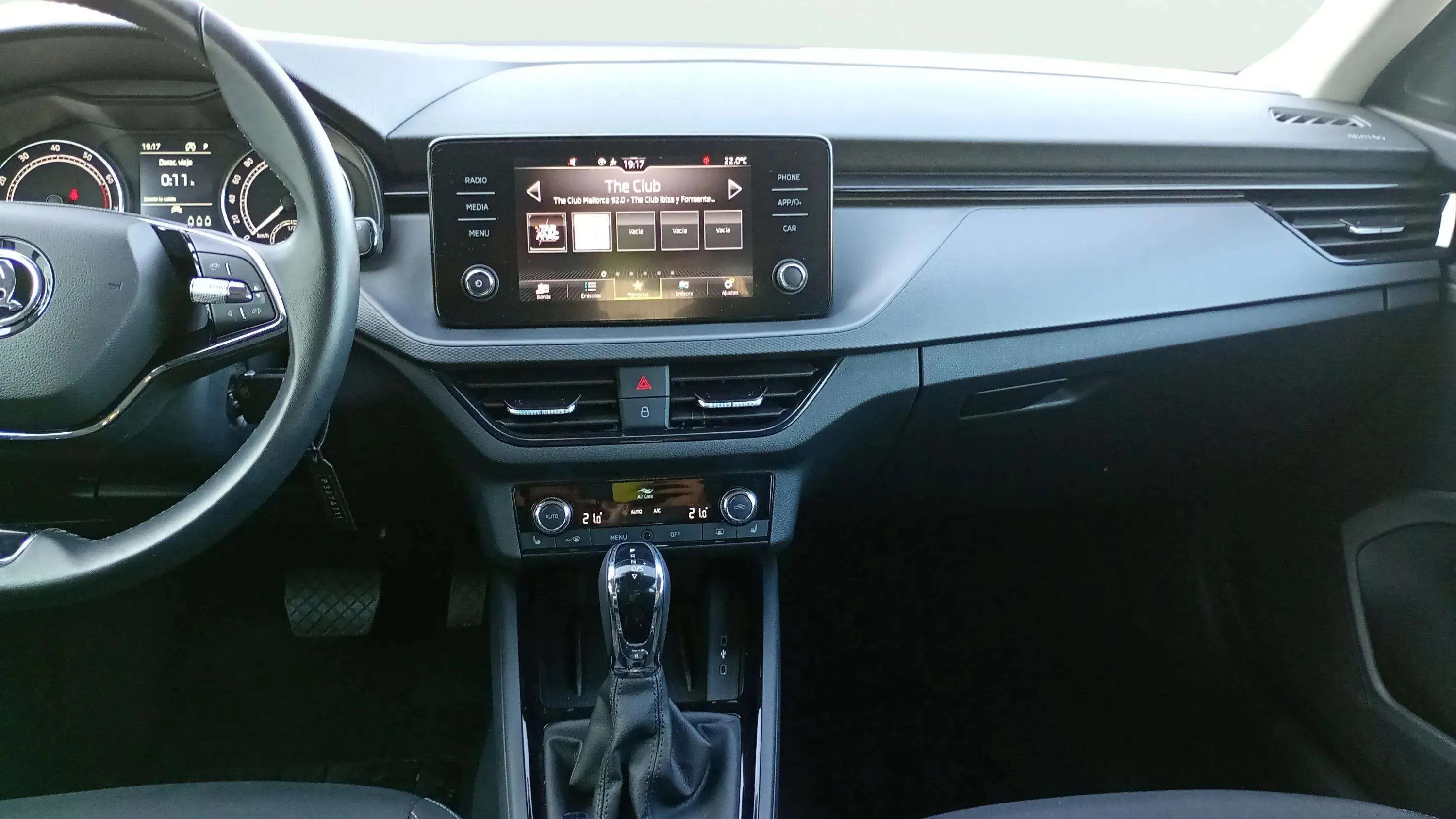 Škoda Kamiq 1.0 TSI DSG Ambition - foto 13