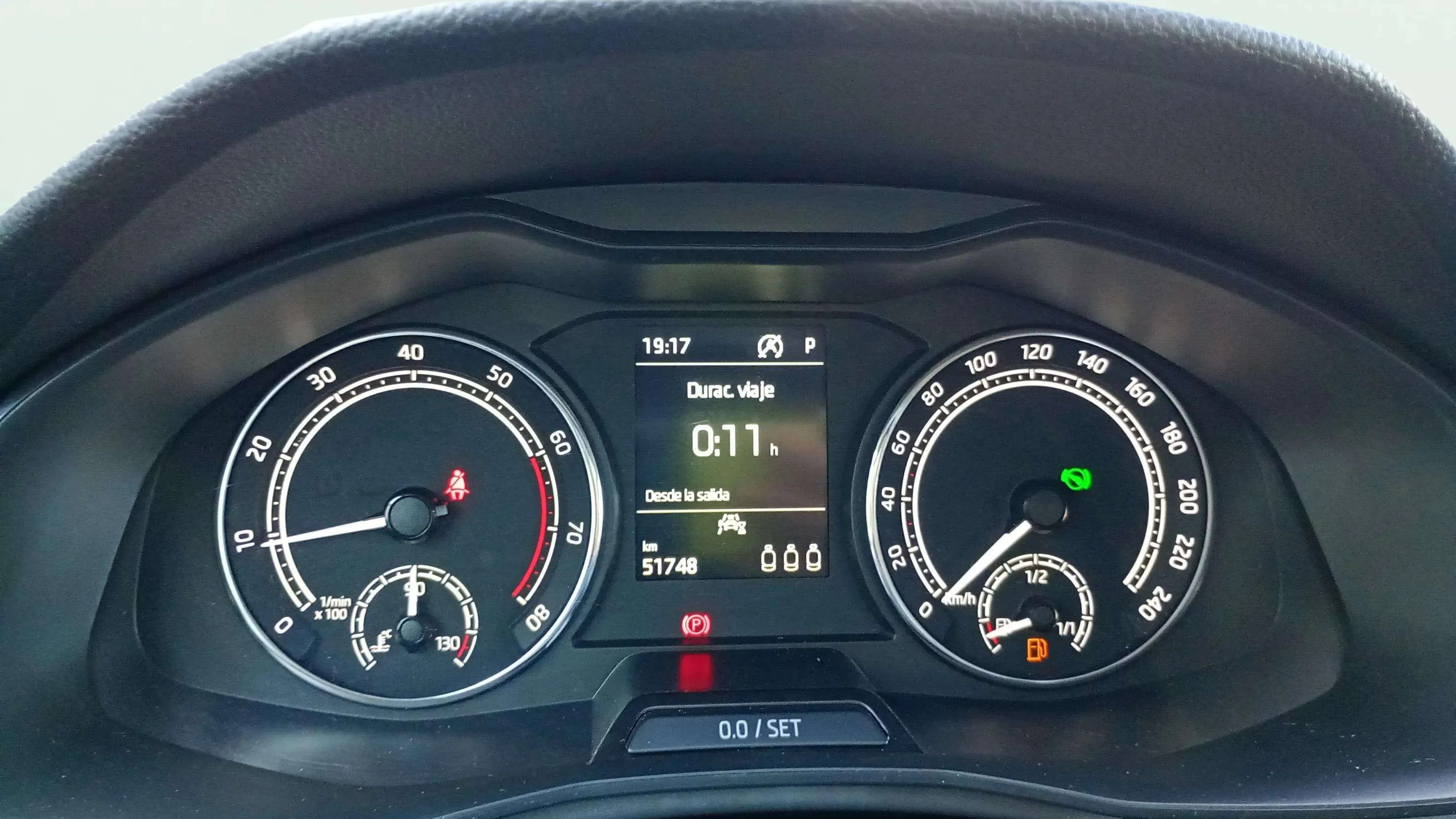 Škoda Kamiq 1.0 TSI DSG Ambition - foto 14