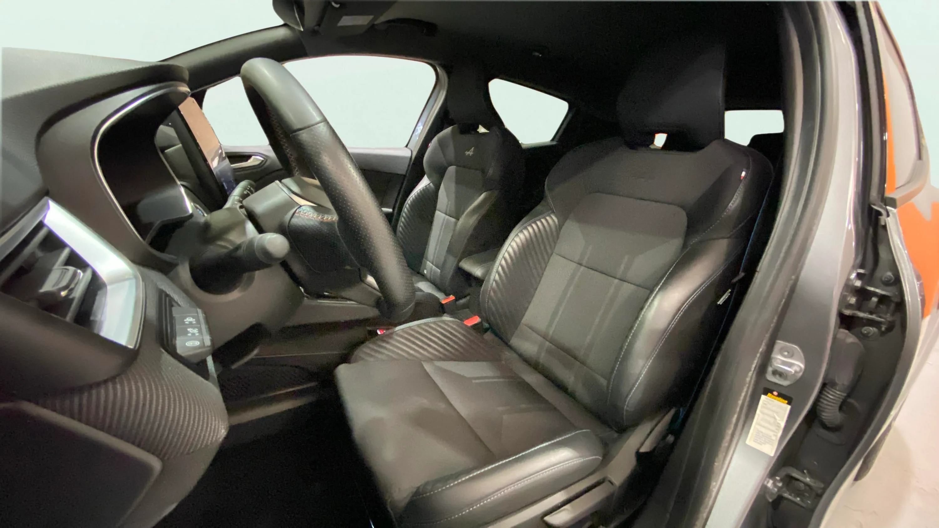 Renault Clio esprit Alpine E-Tech 145 - foto 10