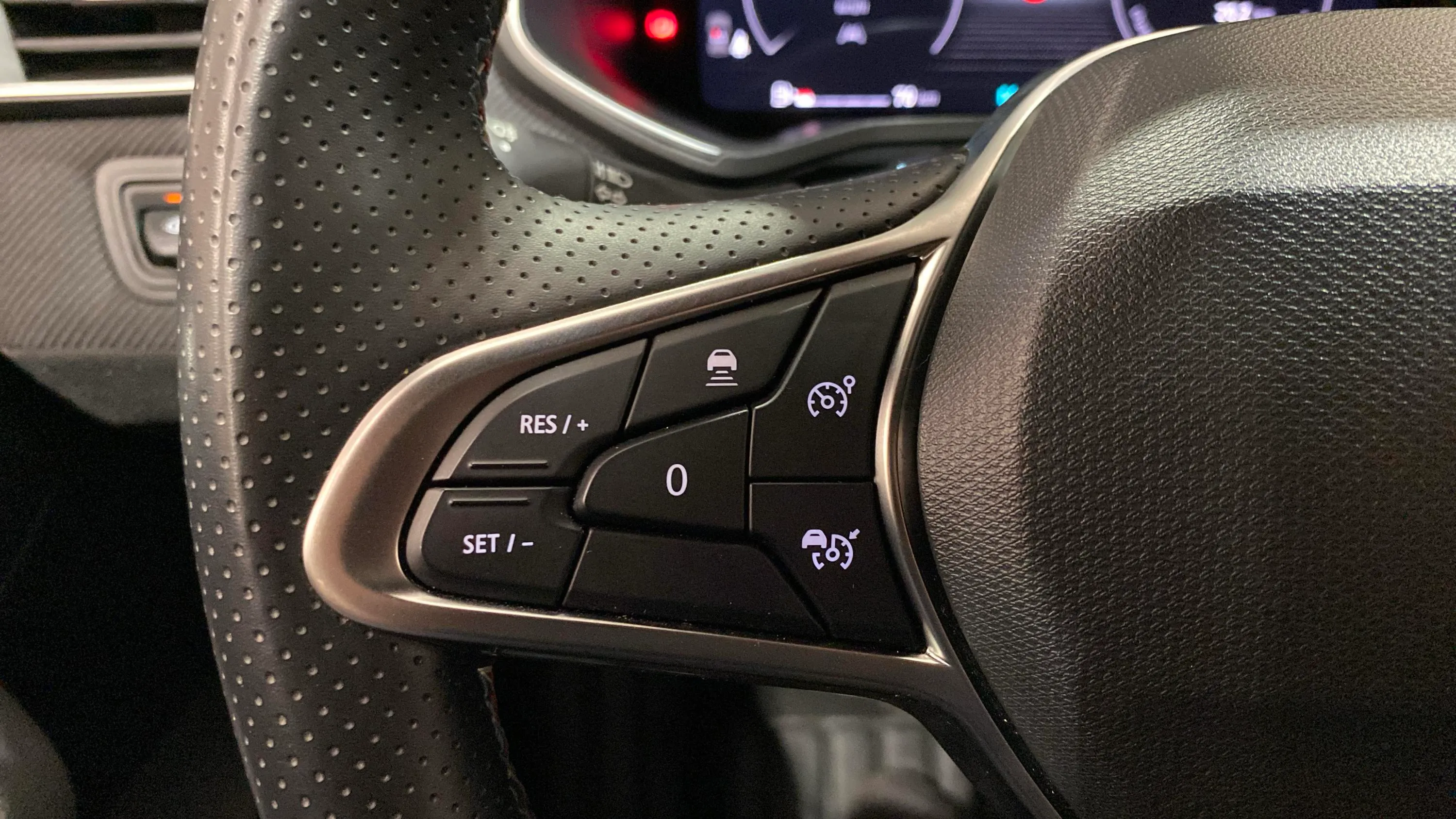 Renault Clio esprit Alpine E-Tech 145 - foto 18