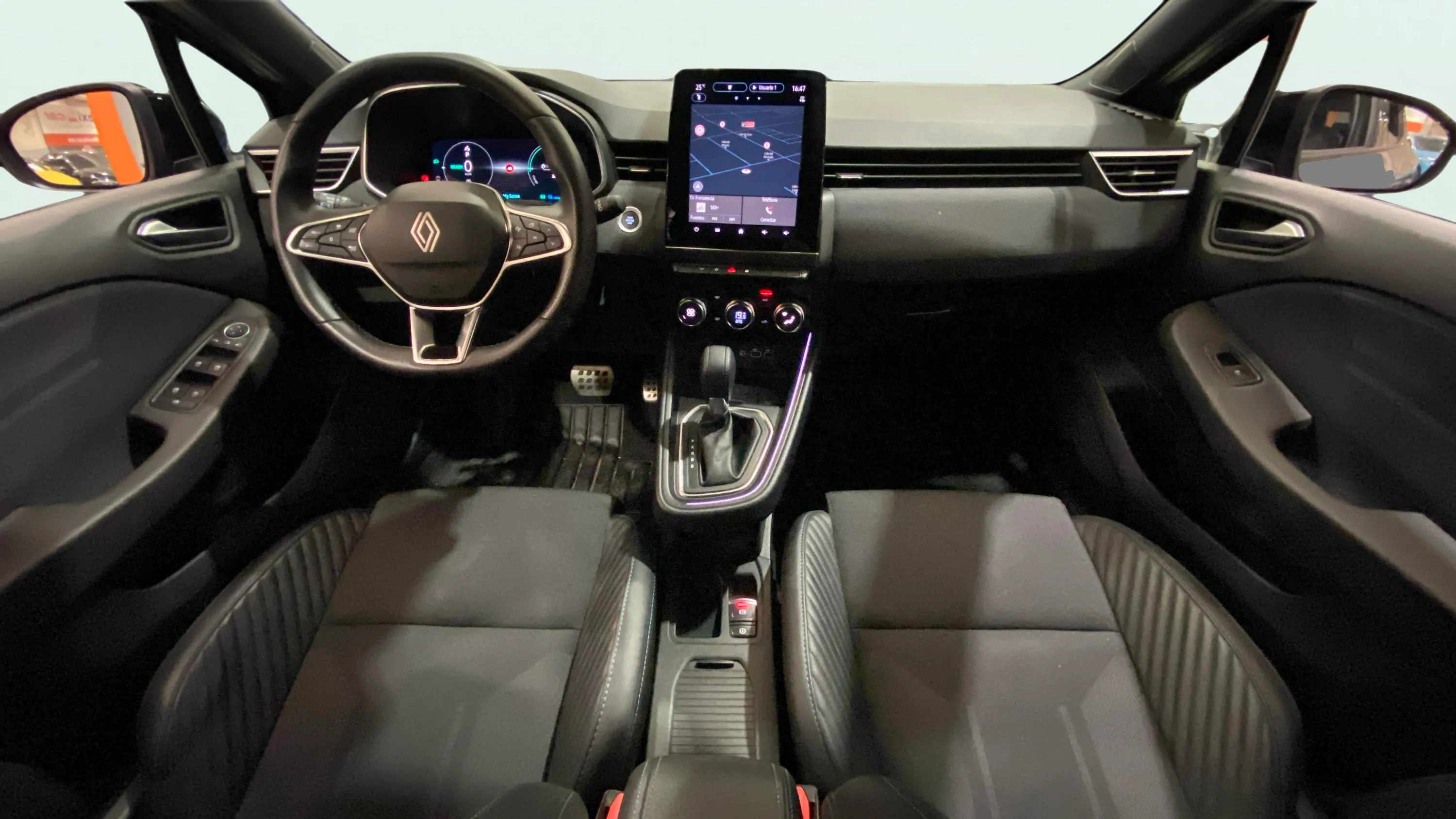 Renault Clio esprit Alpine E-Tech 145 - foto 13