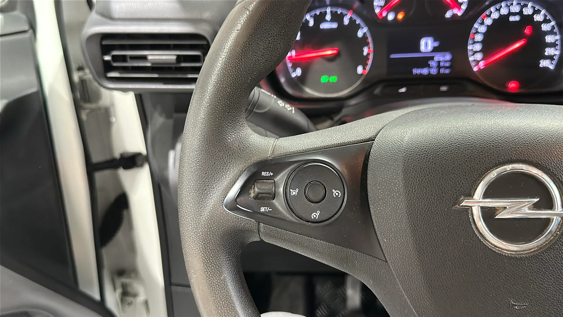 Opel Combo 1.5 TD Expression XL - foto 13