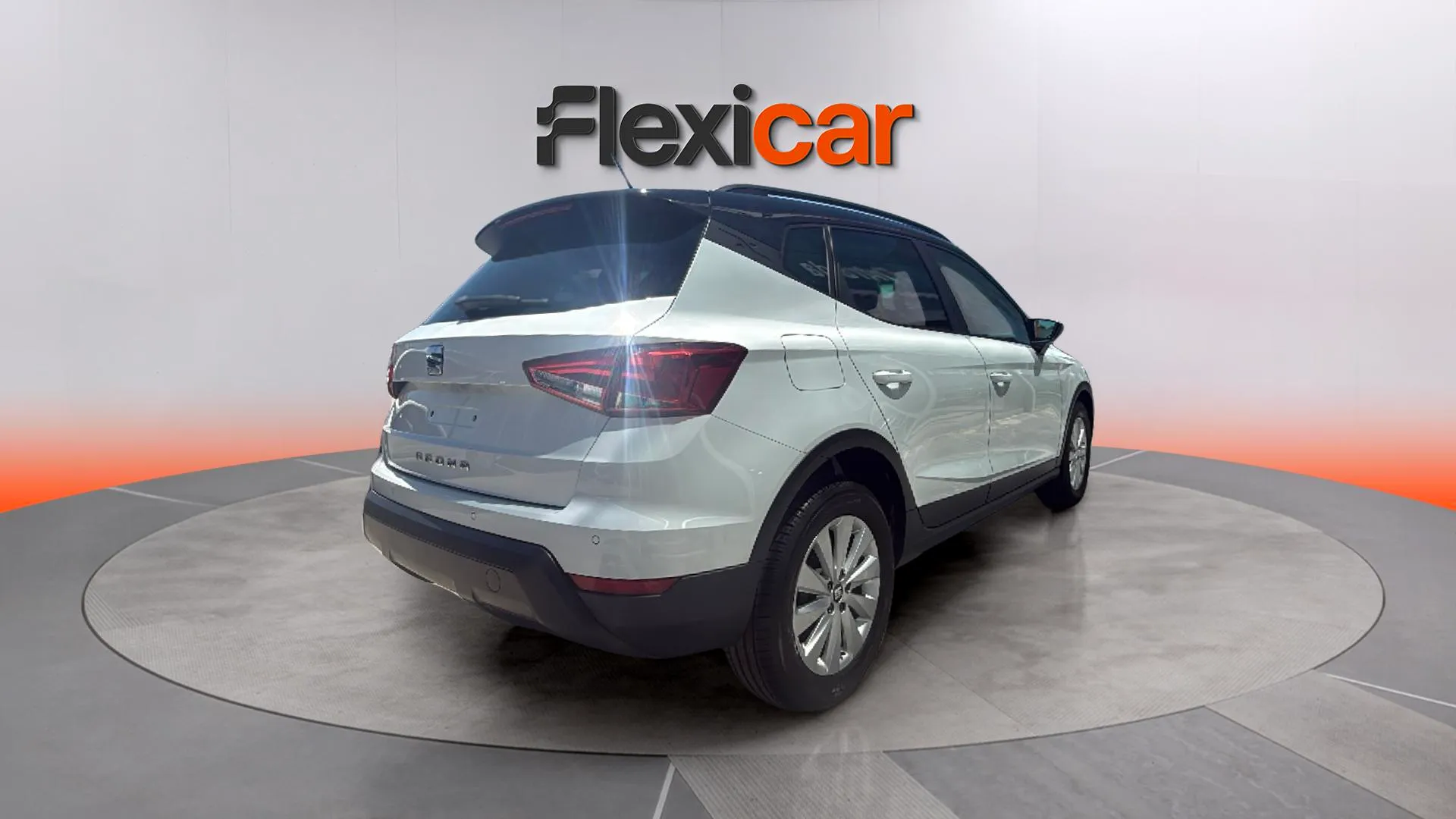 SEAT Arona 1.0 TSI DSG Style - foto 7