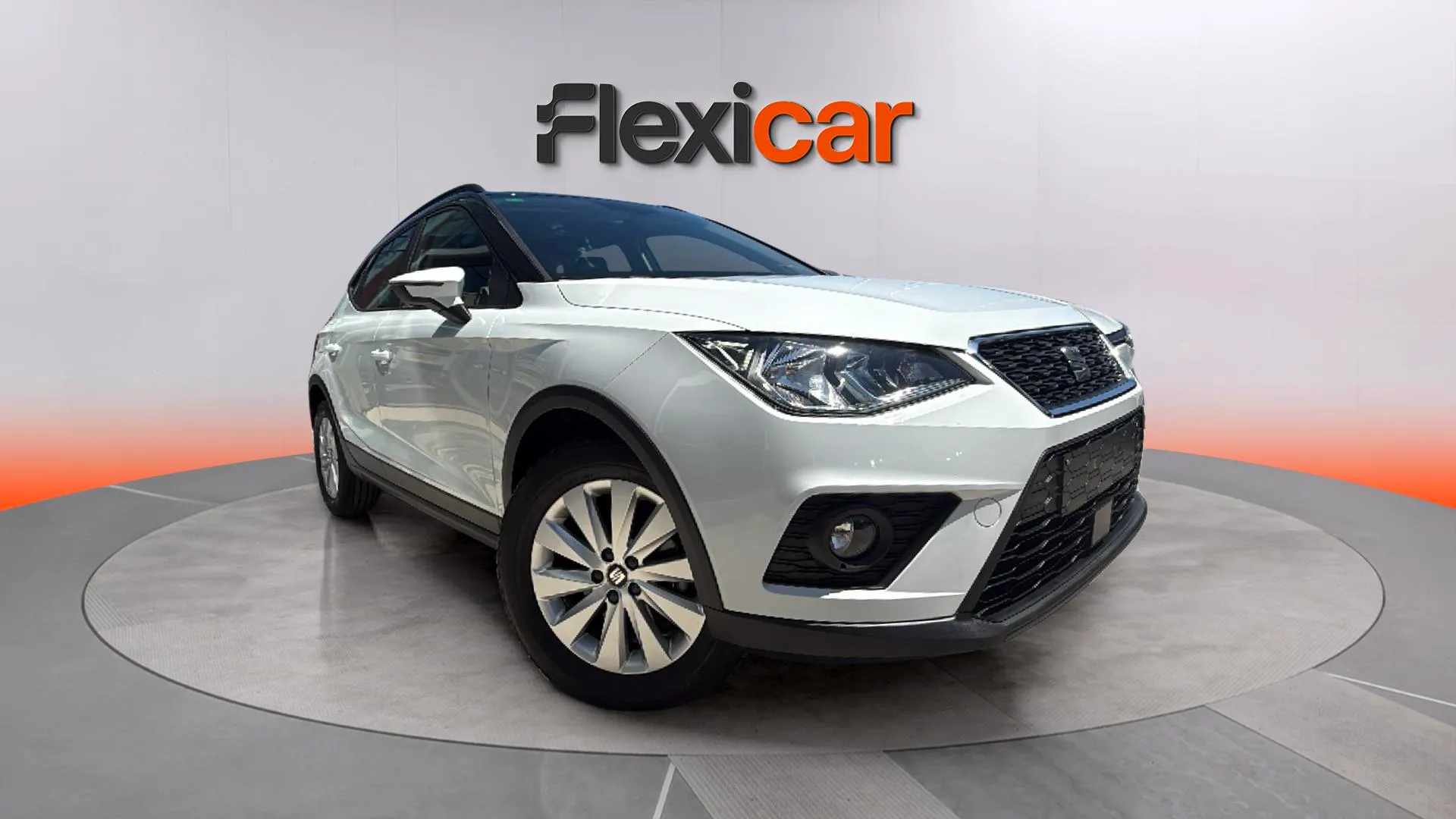 SEAT Arona 1.0 TSI DSG Style - foto 1