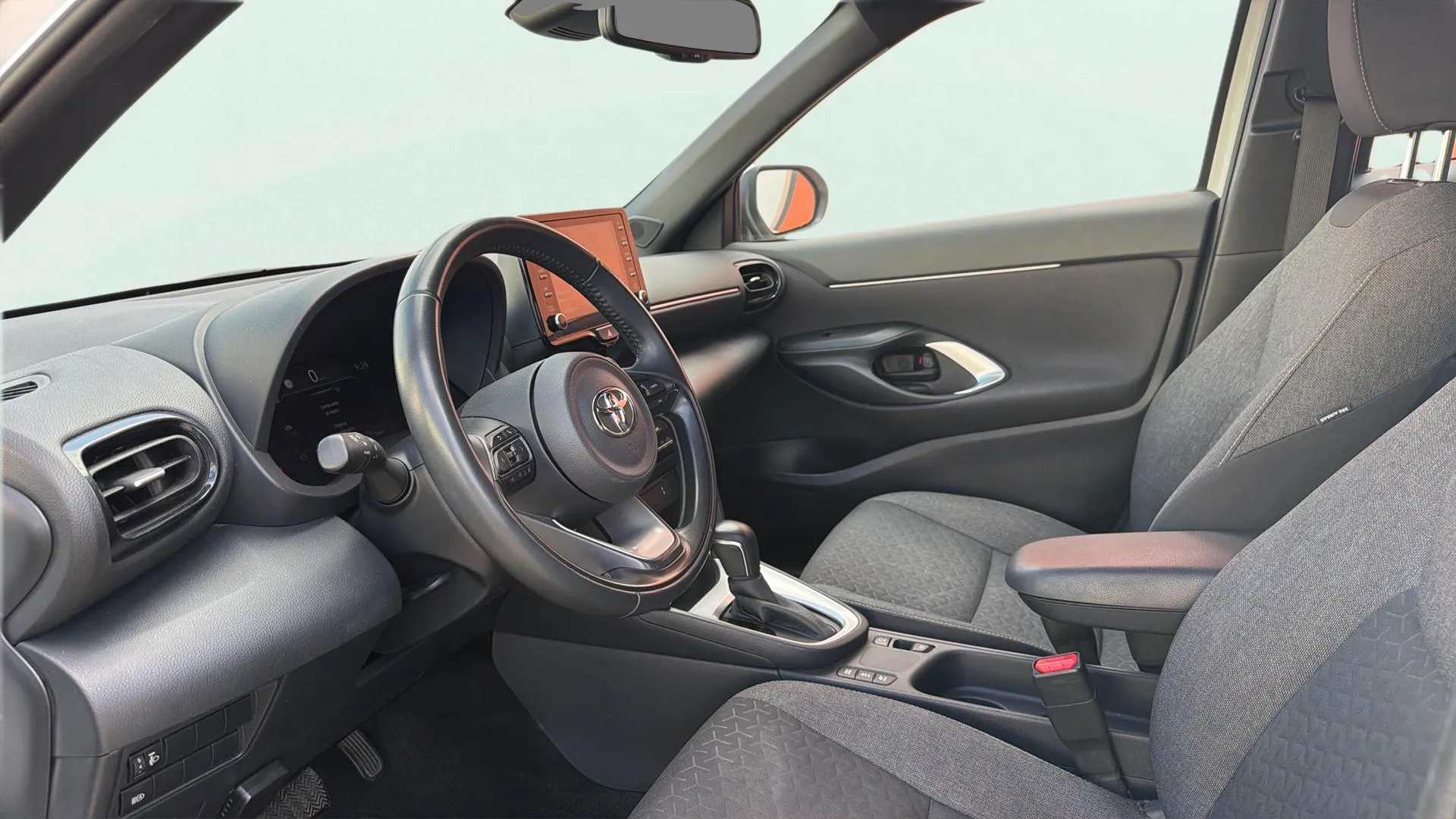 Toyota Yaris Cross 1.5 120H Active Tech - foto 11
